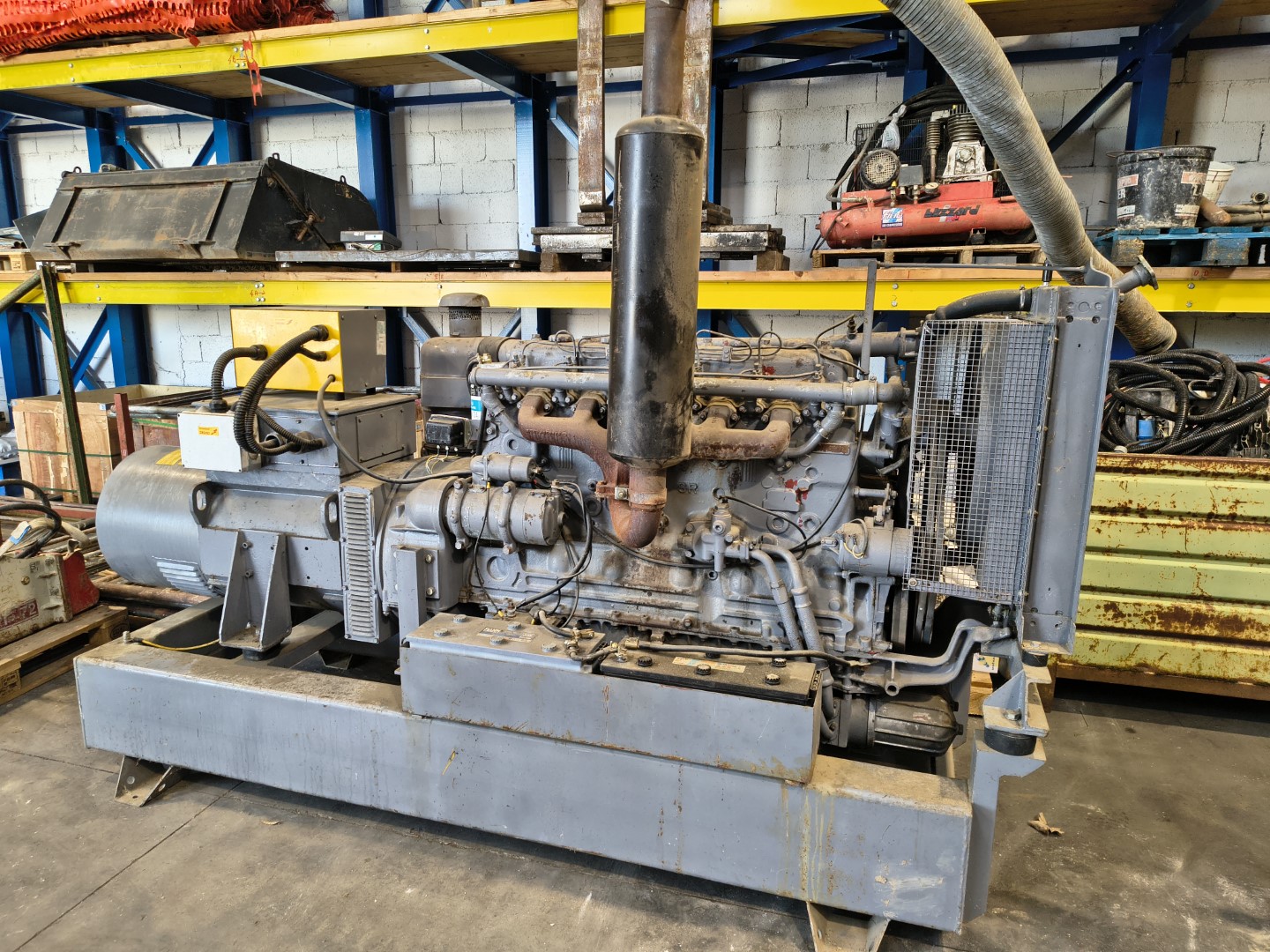 Gruppo elettrogeno 100 KVA FIAT IVECO 6 cilindri diesel in vendita - foto 2