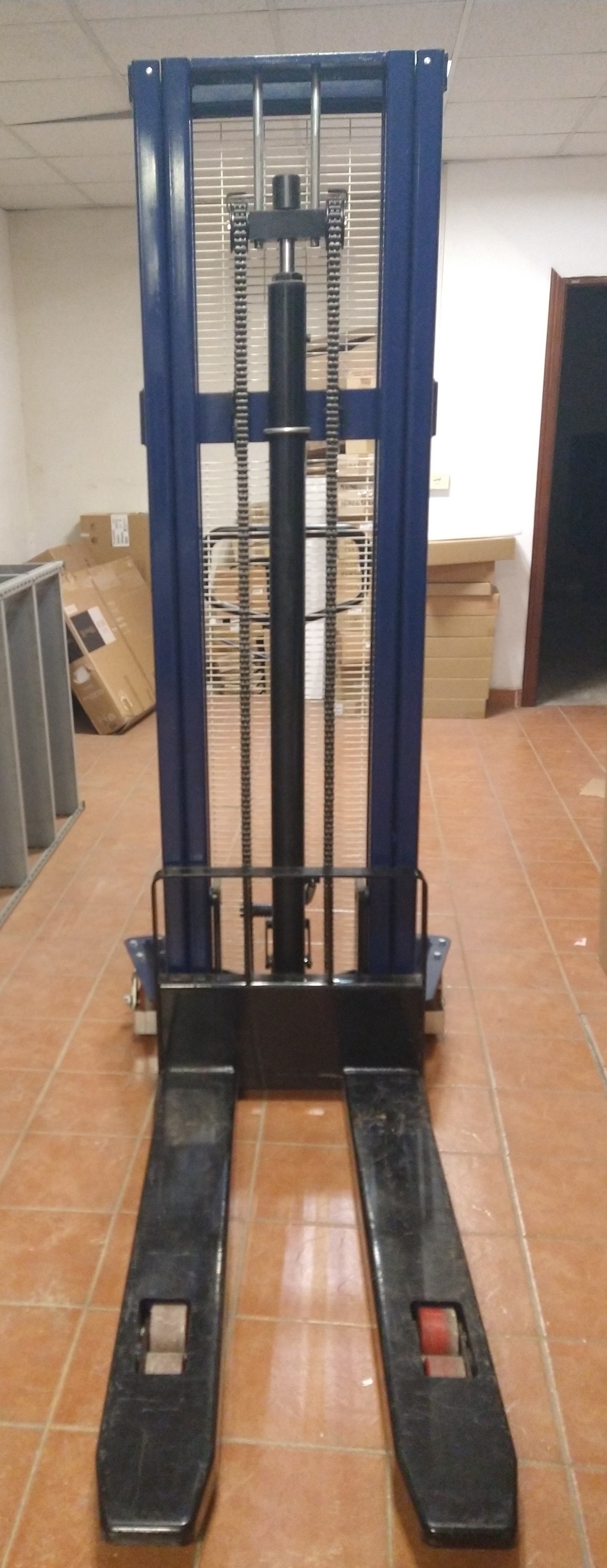 Transpallet elevatore in vendita - foto 1