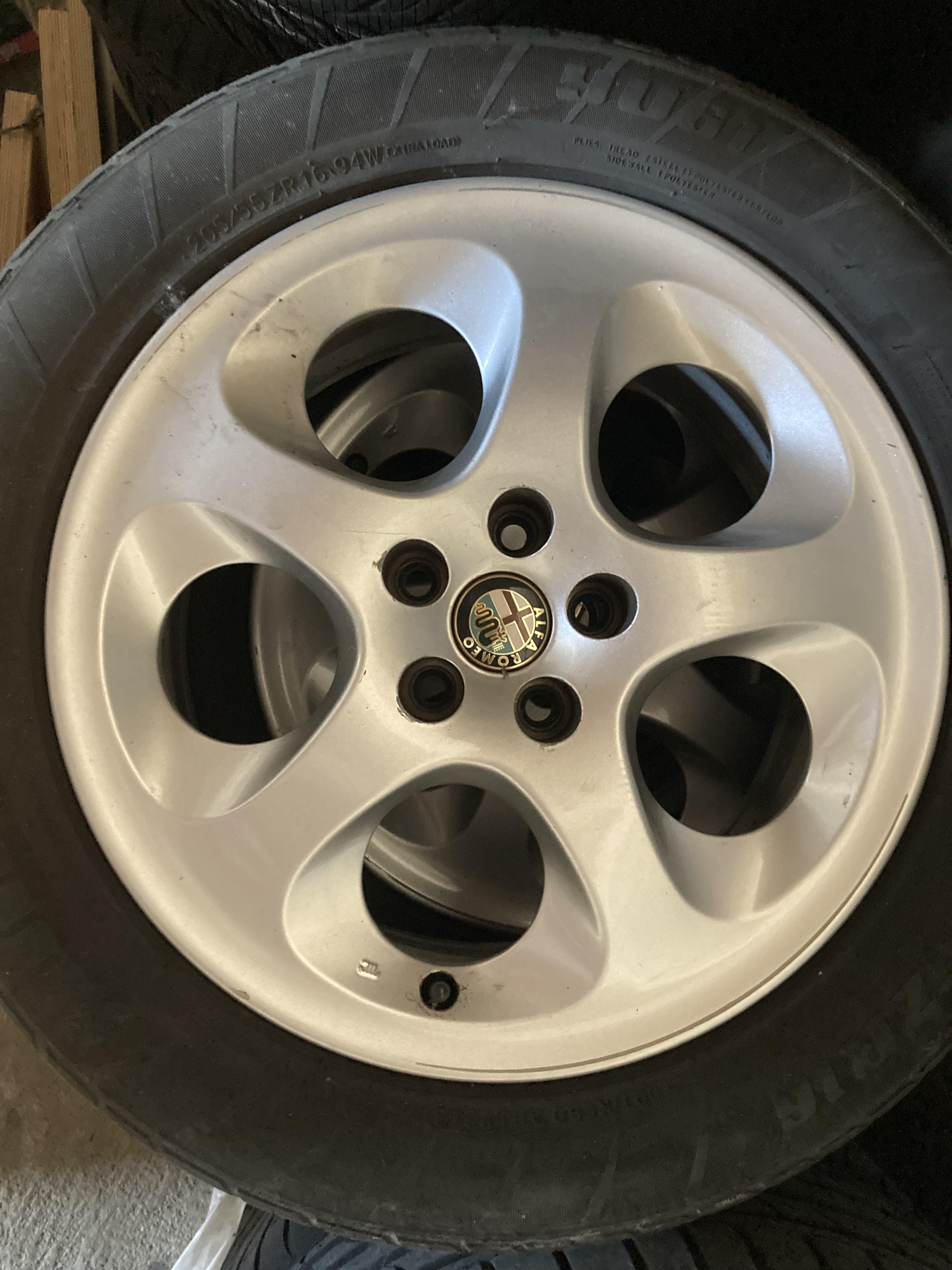 Cerchi lega Alfa Romeo 147 in vendita - foto 1