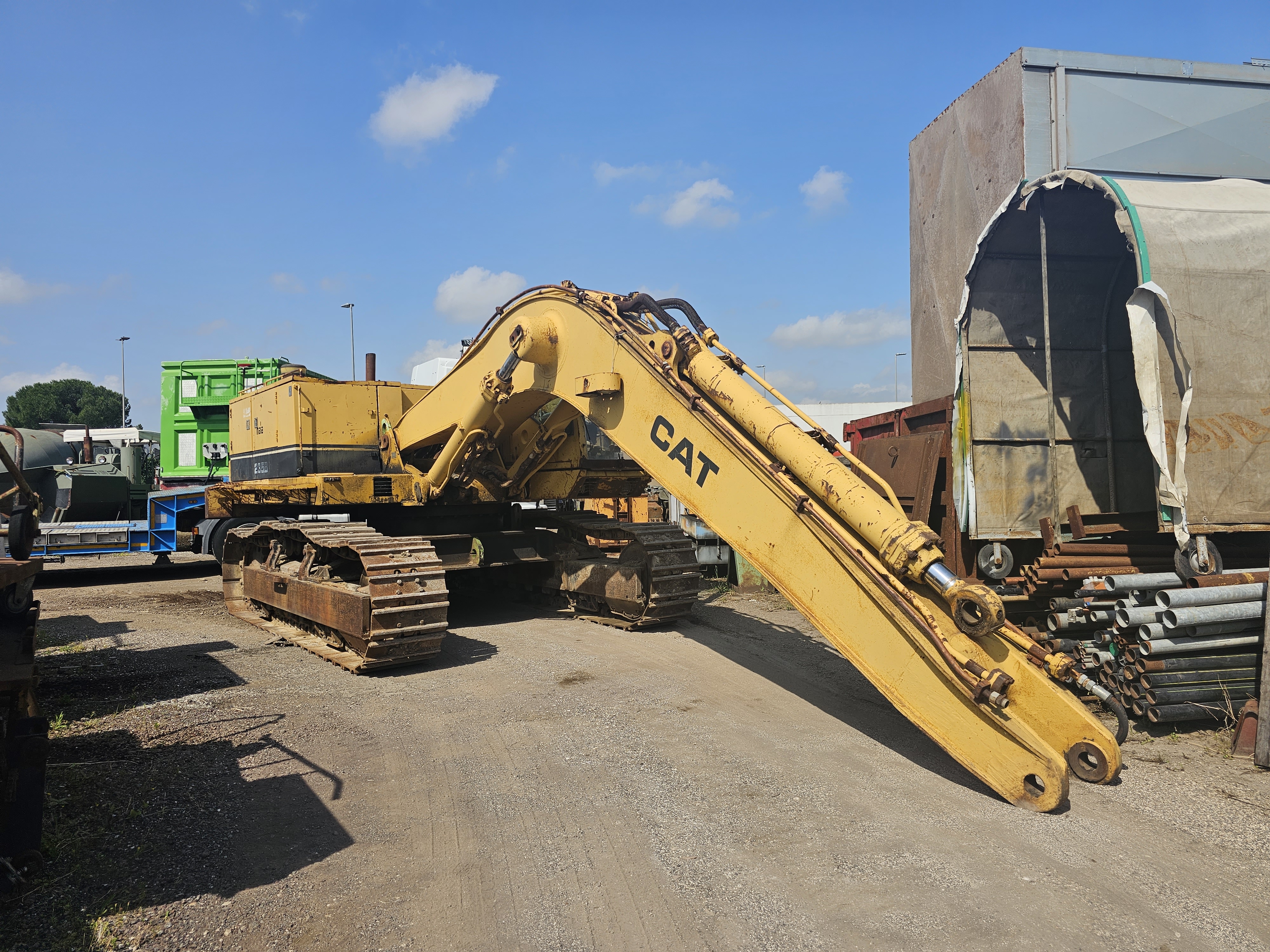 ESCAVATORE CINGOLATO CATERPILLAR mod: 235B in vendita - foto 4