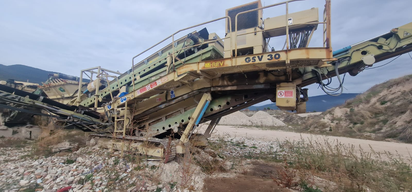 IMPIANTO CINGOLATO SEMOVENTE DI VAGLIATURA REV  in vendita - foto 4