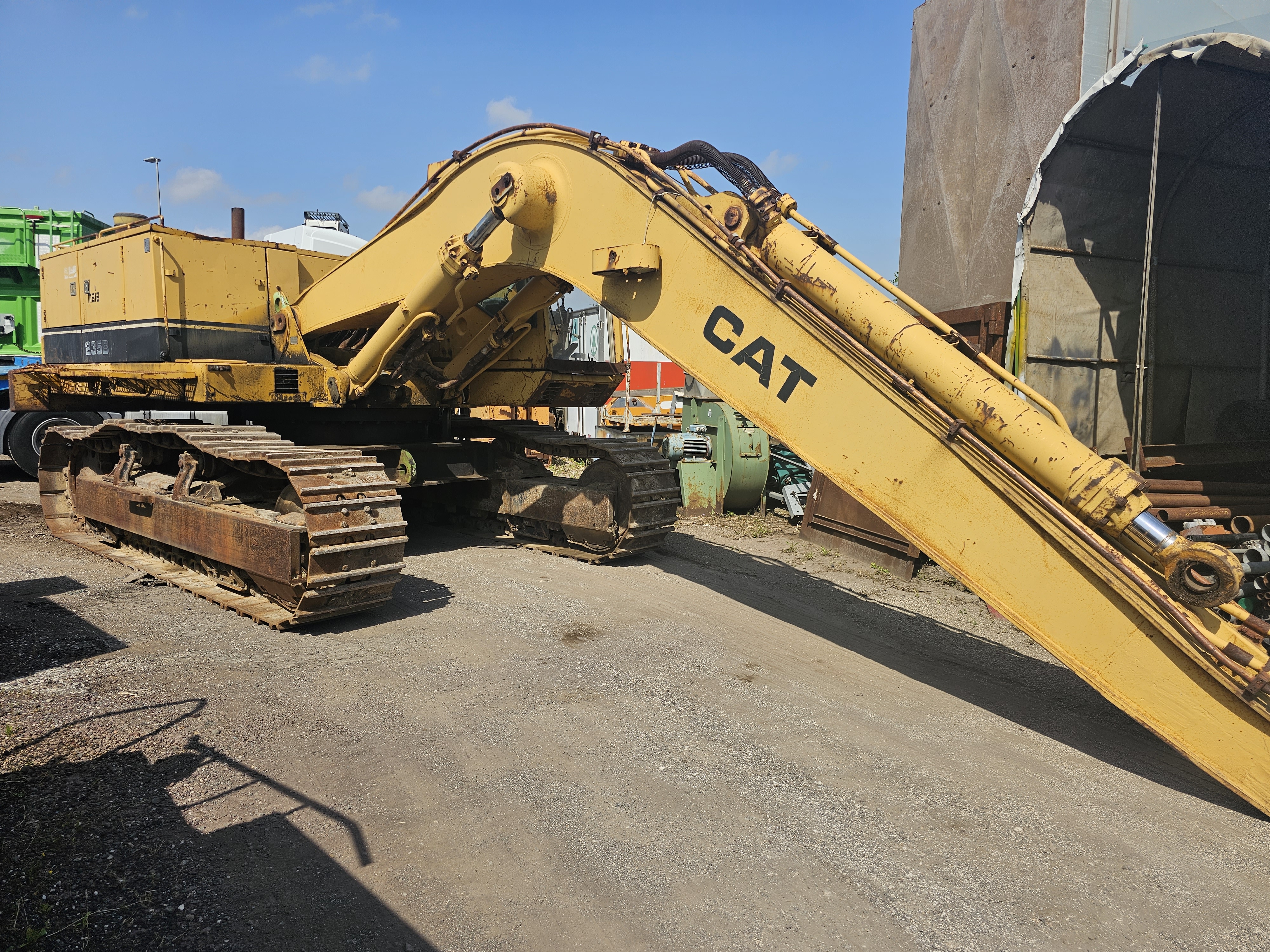 ESCAVATORE CINGOLATO CATERPILLAR mod: 235B in vendita - foto 15
