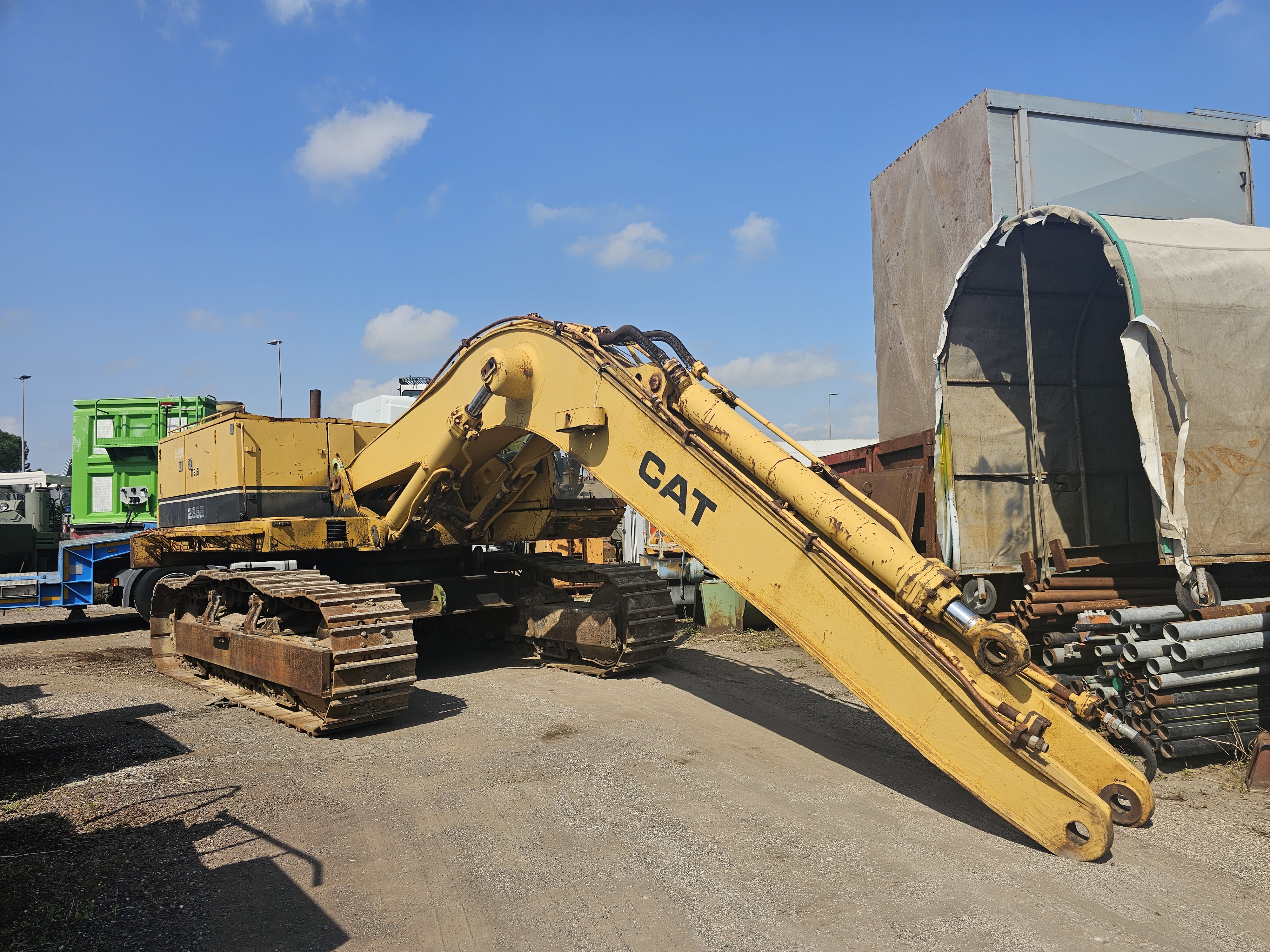 ESCAVATORE CINGOLATO CATERPILLAR mod: 235B in vendita - foto 12