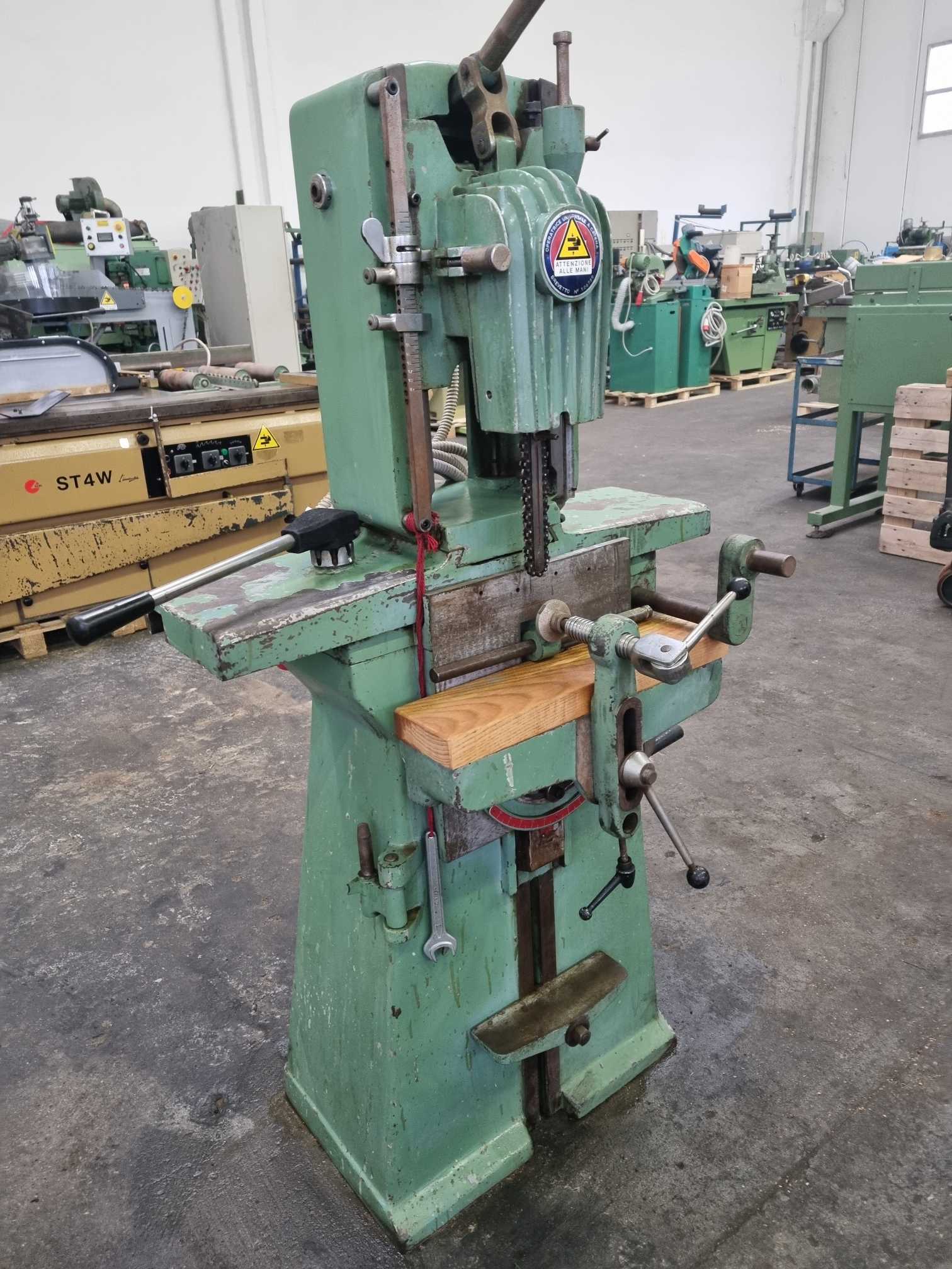 Cavatrice a catena - OMP in vendita - foto 4