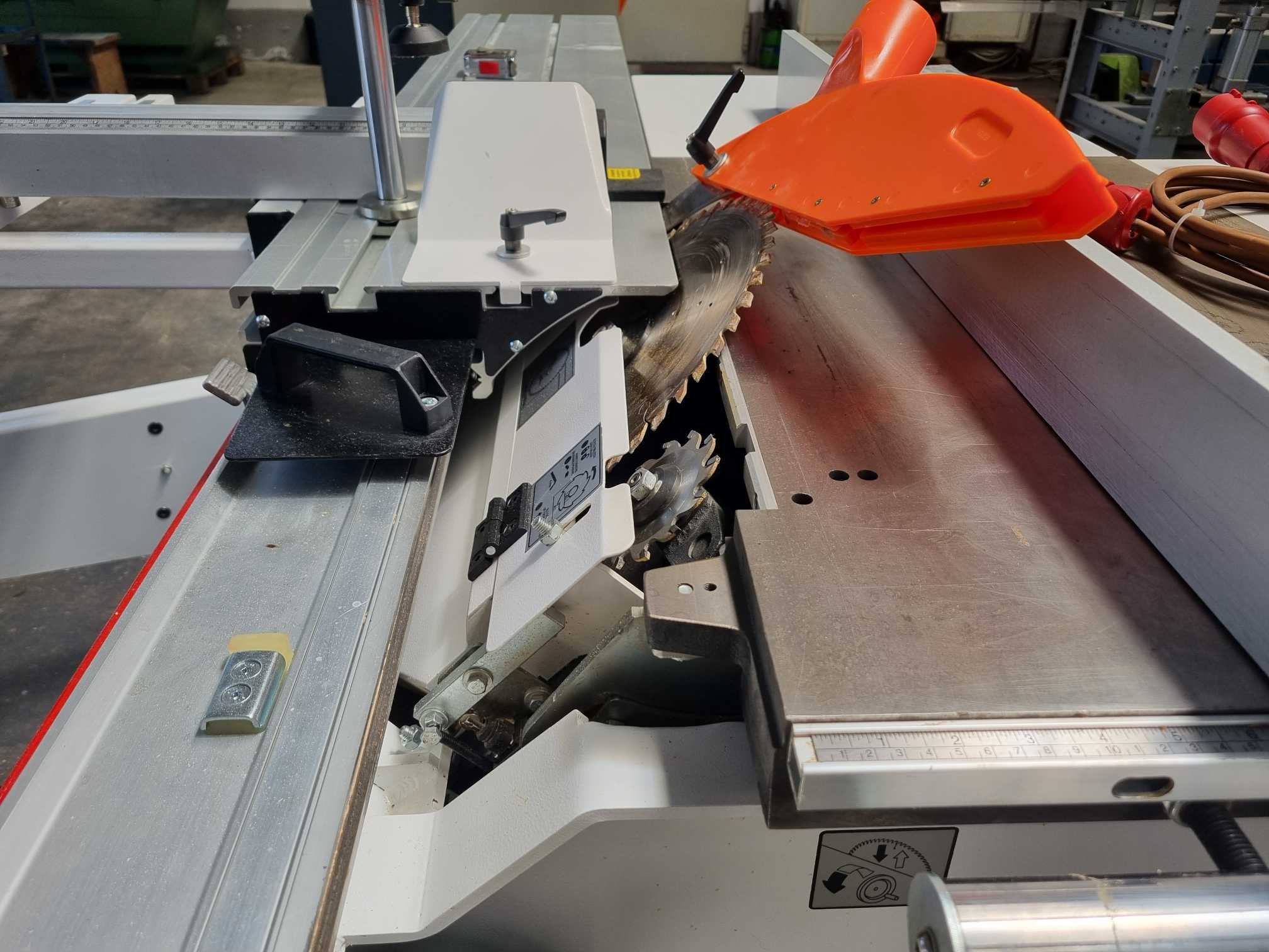 Squadratrice con incisore - SICAR SEGA 300 in vendita - foto 4