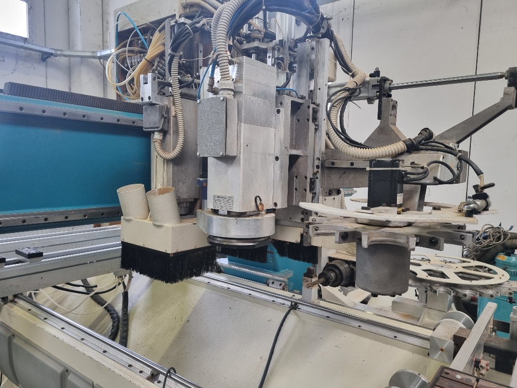 Centro di lavoro cnc a 4 assi - UNITEAM SPRINT 4012-M in vendita - foto 9