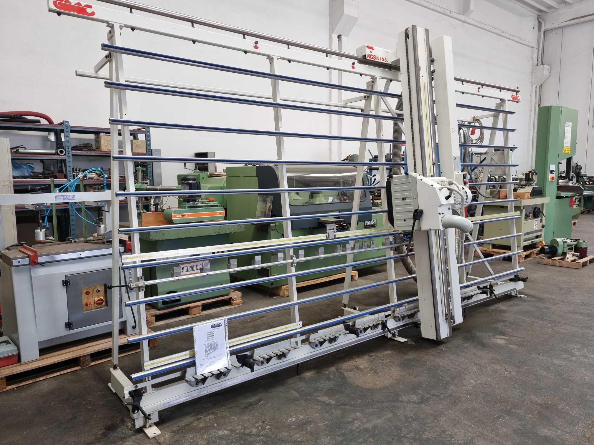 Sezionatrice verticale - GMC 515 S in vendita - foto 10