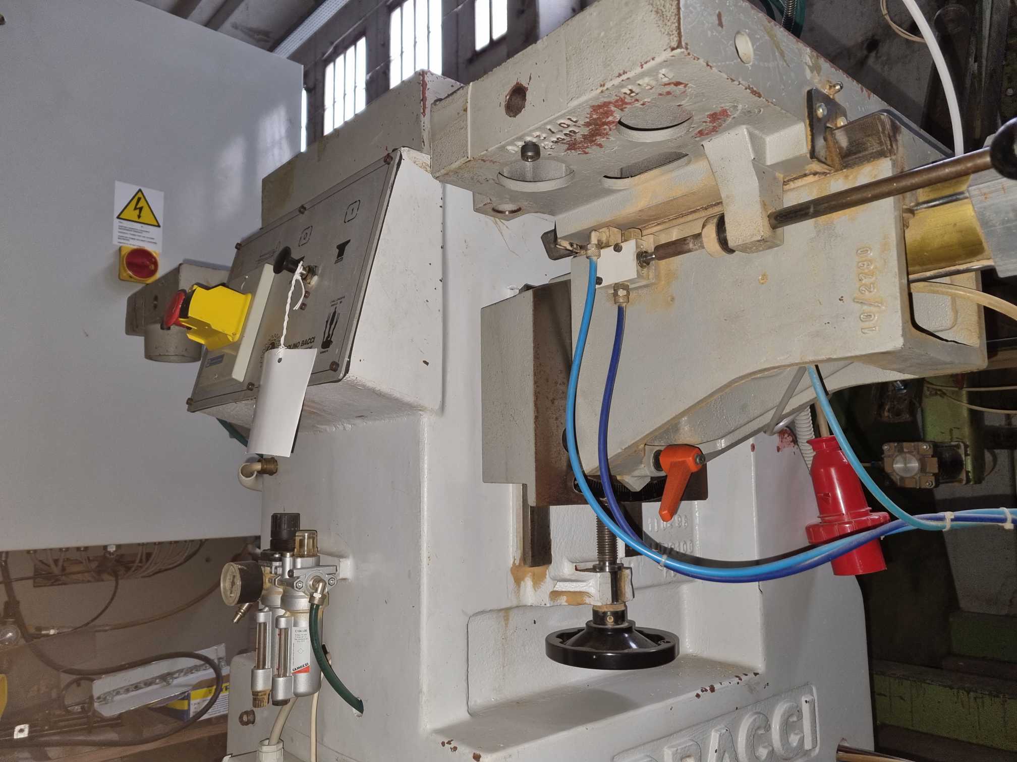 MORTASATRICE OSCILLANTE DOPPIA – BACCI MOD in vendita - foto 3