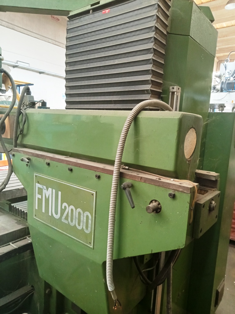 Fresatrice Landonio F.M:U 2000 VISUALIZZATA 3 assi in vendita - foto 3
