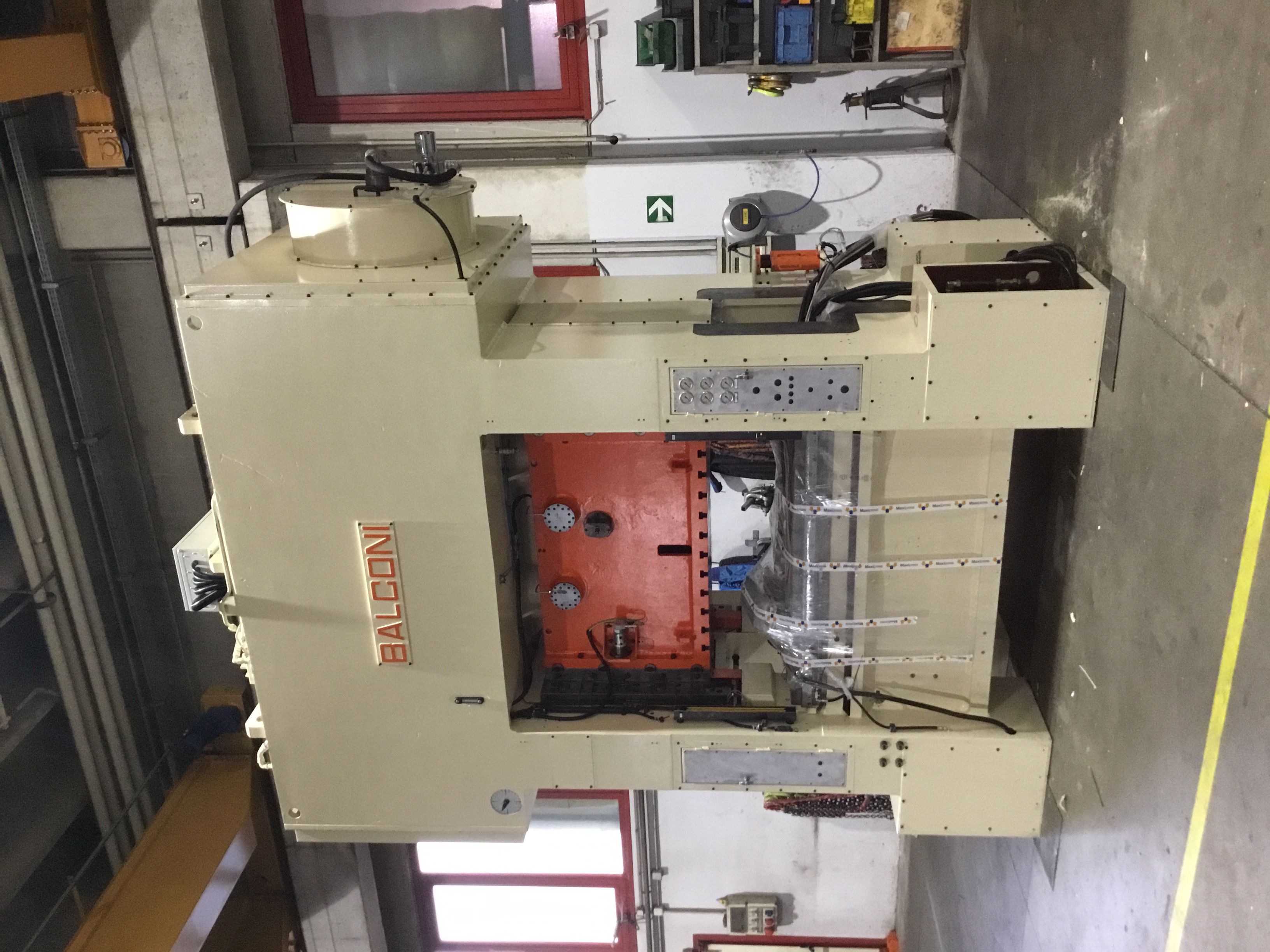 VENDO PRESSA BALCONI 400 TON in vendita - foto 3