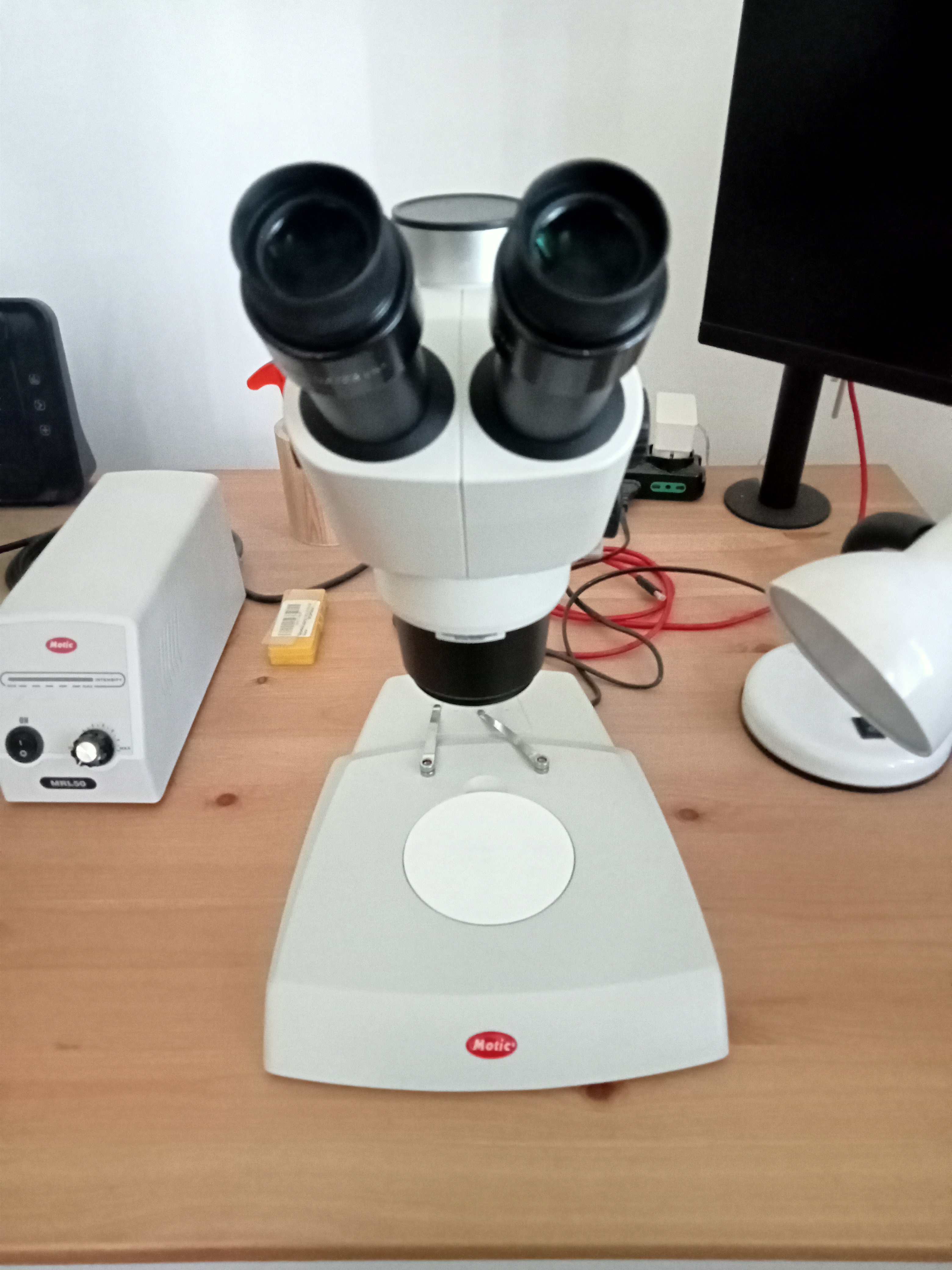 Microscopio stereo trinoculare Motic SMZ-171-TP in vendita - foto 4