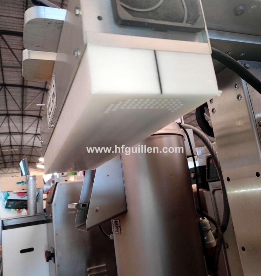 SIGILLATRICE A INDUZIONE PER TAPPI PILLAR UNIFOILER-U in vendita - foto 4