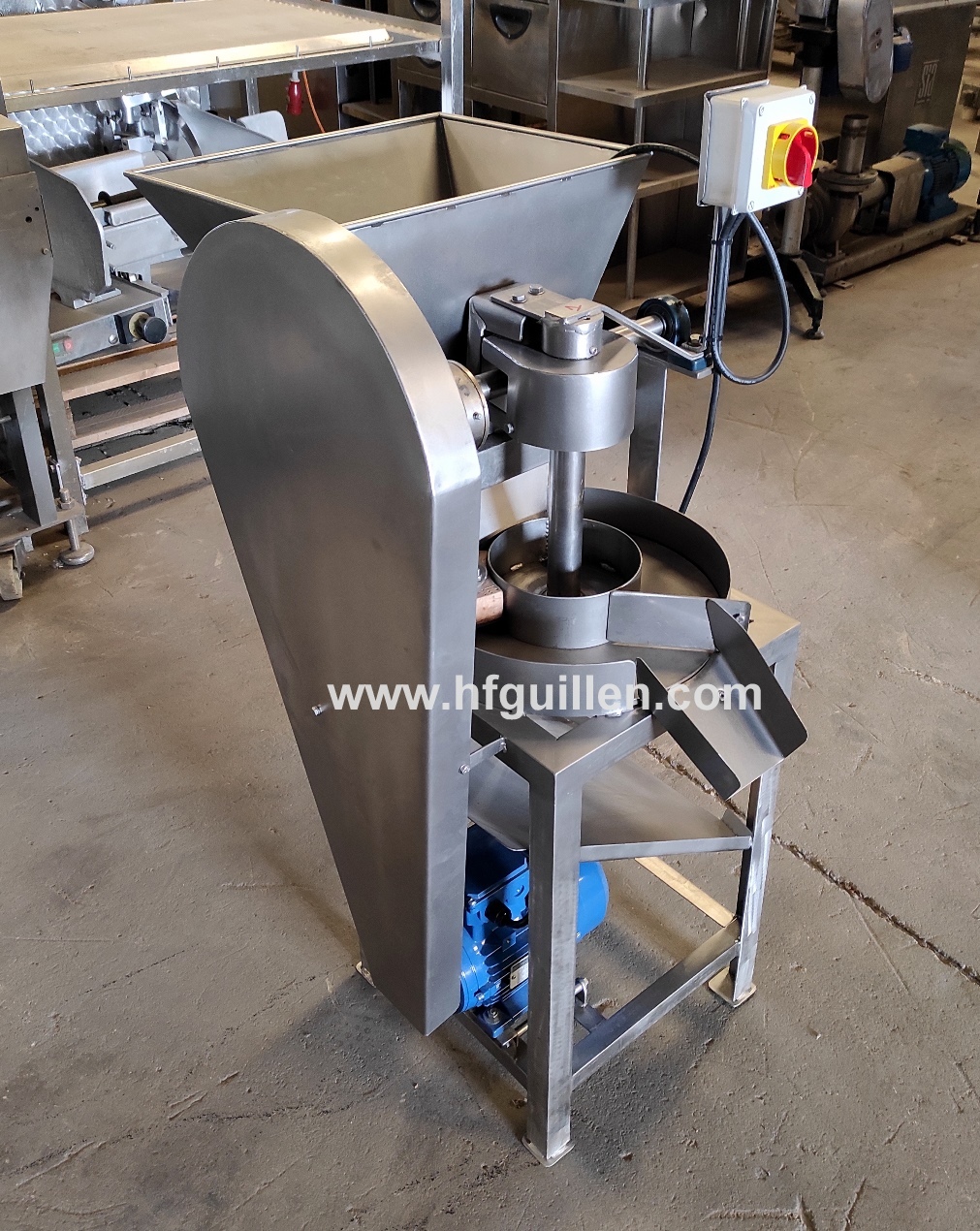 MACCHINA SCHIACCIA OLIVE (NUOVA DI ZECCA) in vendita - foto 3