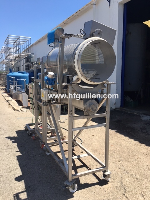 INFARINATRICE A TAMBURO CON ELEVATORE A COCLEA in vendita - foto 4