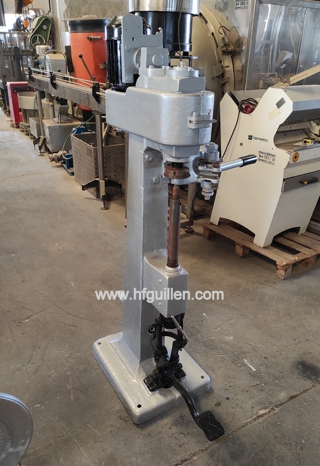 AGGRAFFATRICE MANUALE RIVERA PER BARATTOLI CILINDRICI in vendita - foto 1