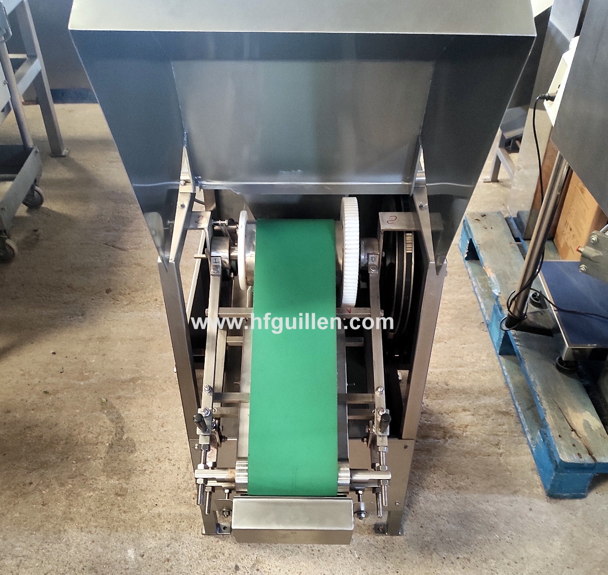 MACCHINA SCHIACCIA OLIVE (NUOVA DI ZECCA)  in vendita - foto 6