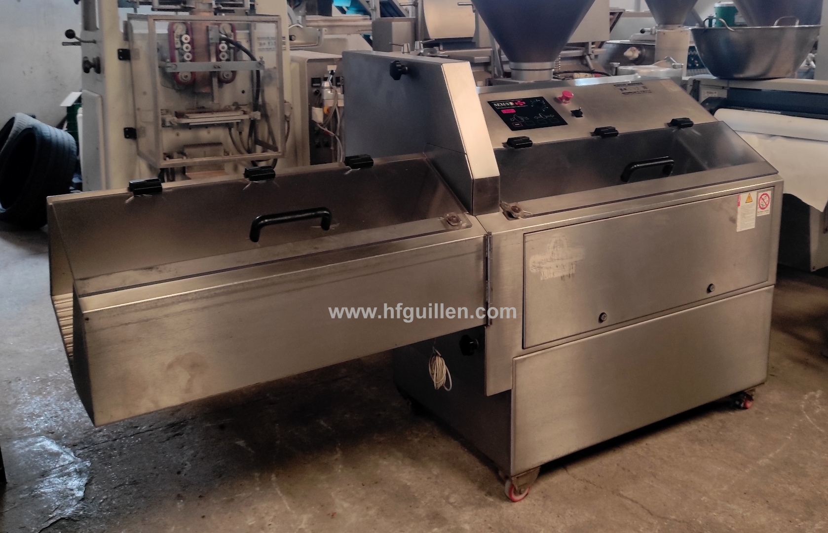 REF-172 TAGLIACOTOLETTE CRM NEXUS 220 in vendita - foto 4