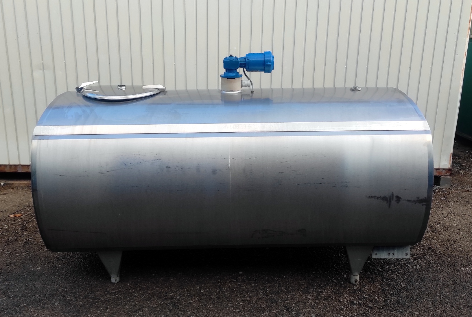 SERBATOIO ISOTERMICO INOX 1.500 LITRI CON AGITATORE in vendita - foto 2