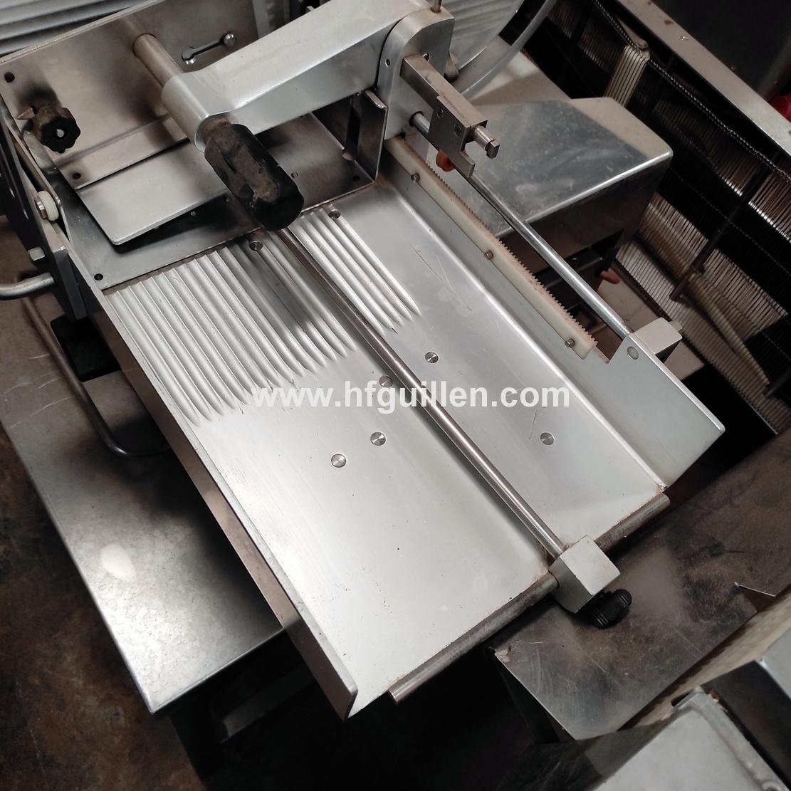 TAGLIERINA AFFETTATRICE AUTOMATICA GRAEF VA-400 in vendita - foto 6