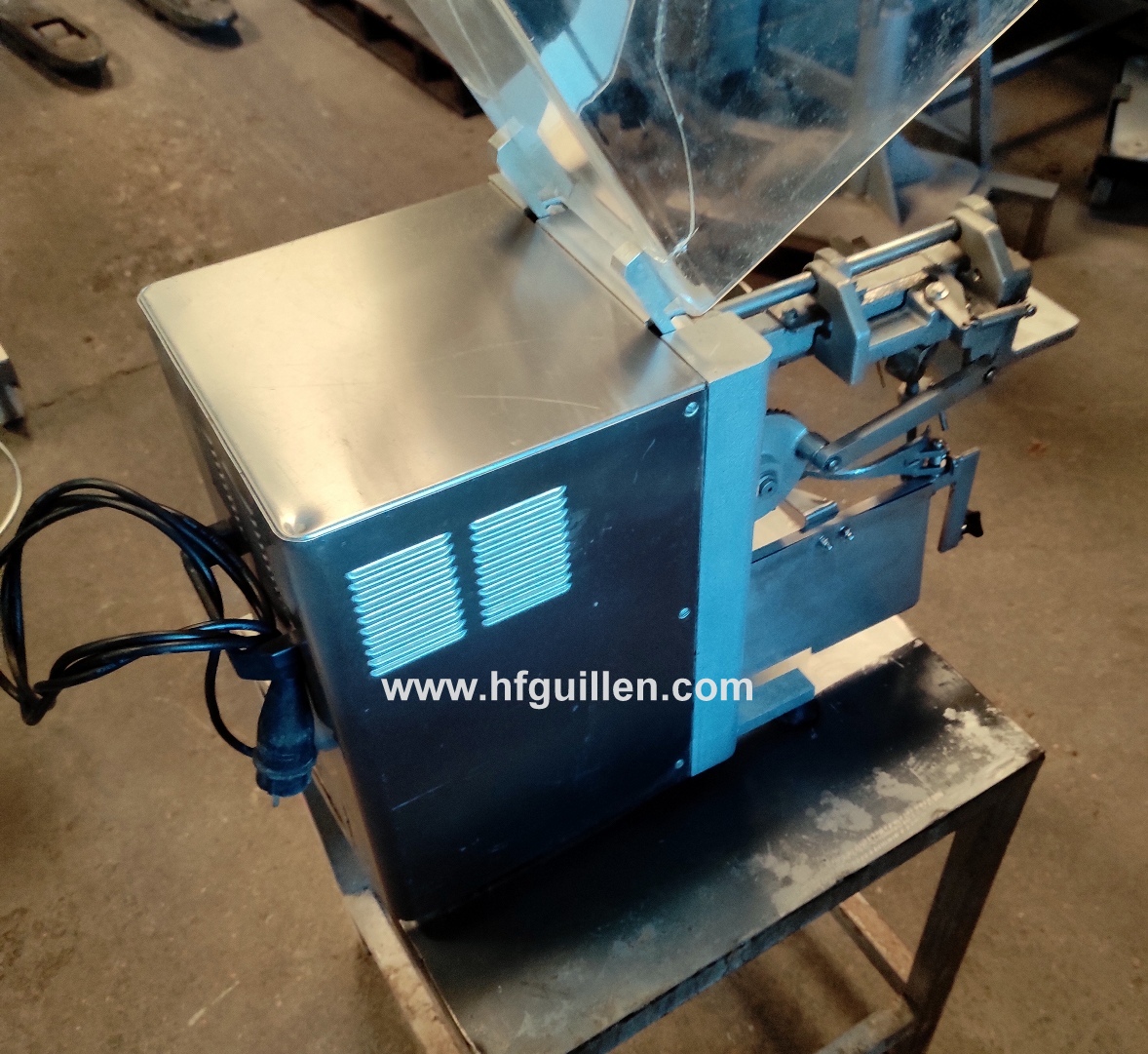 KRONEN AS4 PELATRICE DETORSOLATRICE TAGLIERINA PER MELE in vendita - foto 5