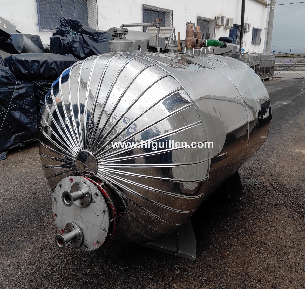 REF-2618 SCAMBIATORE DI CALORE TUBOLARE 3.000 LITRI in vendita - foto 1