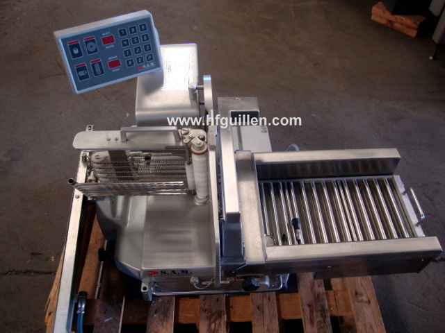 REF-1107 AFFETTATRICE AUTOMATICA S.A.M. CON INTERLEAVER in vendita - foto 3