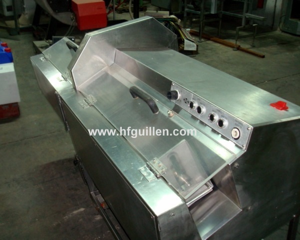 REF-1027 TAGLIACOTOLETTE CRM in vendita - foto 5