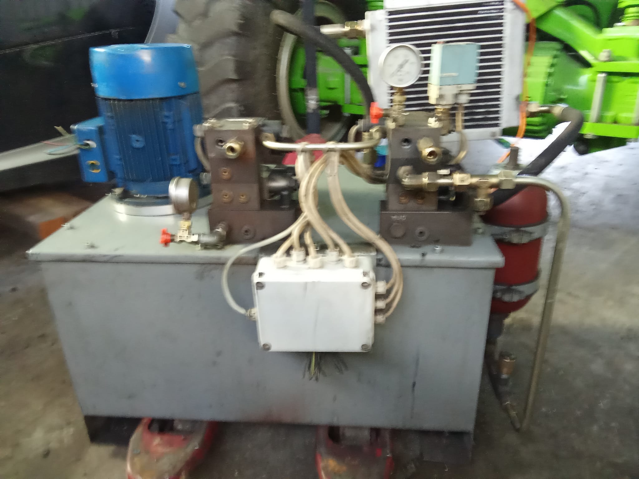 Super centralina idraulica 8 movimenti/elettrovalvole in vendita - foto 5