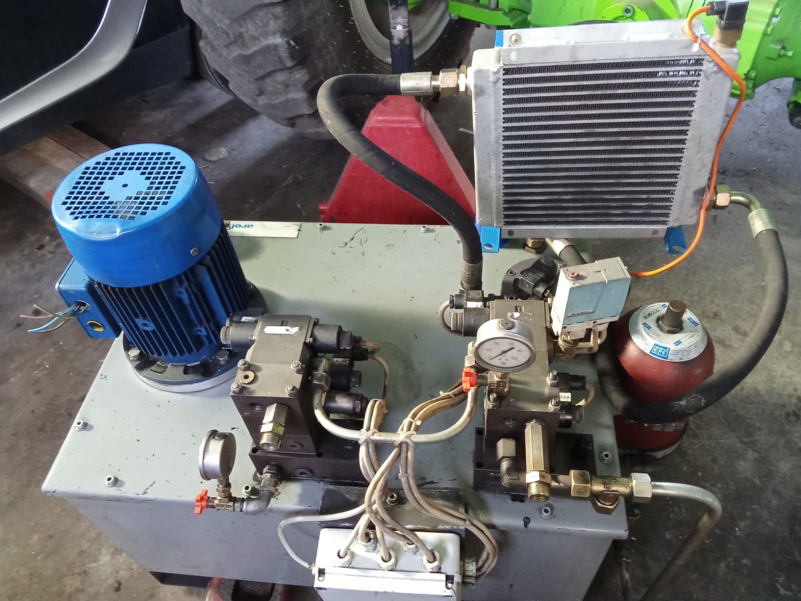 Super centralina idraulica 8 movimenti/elettrovalvole in vendita - foto 4