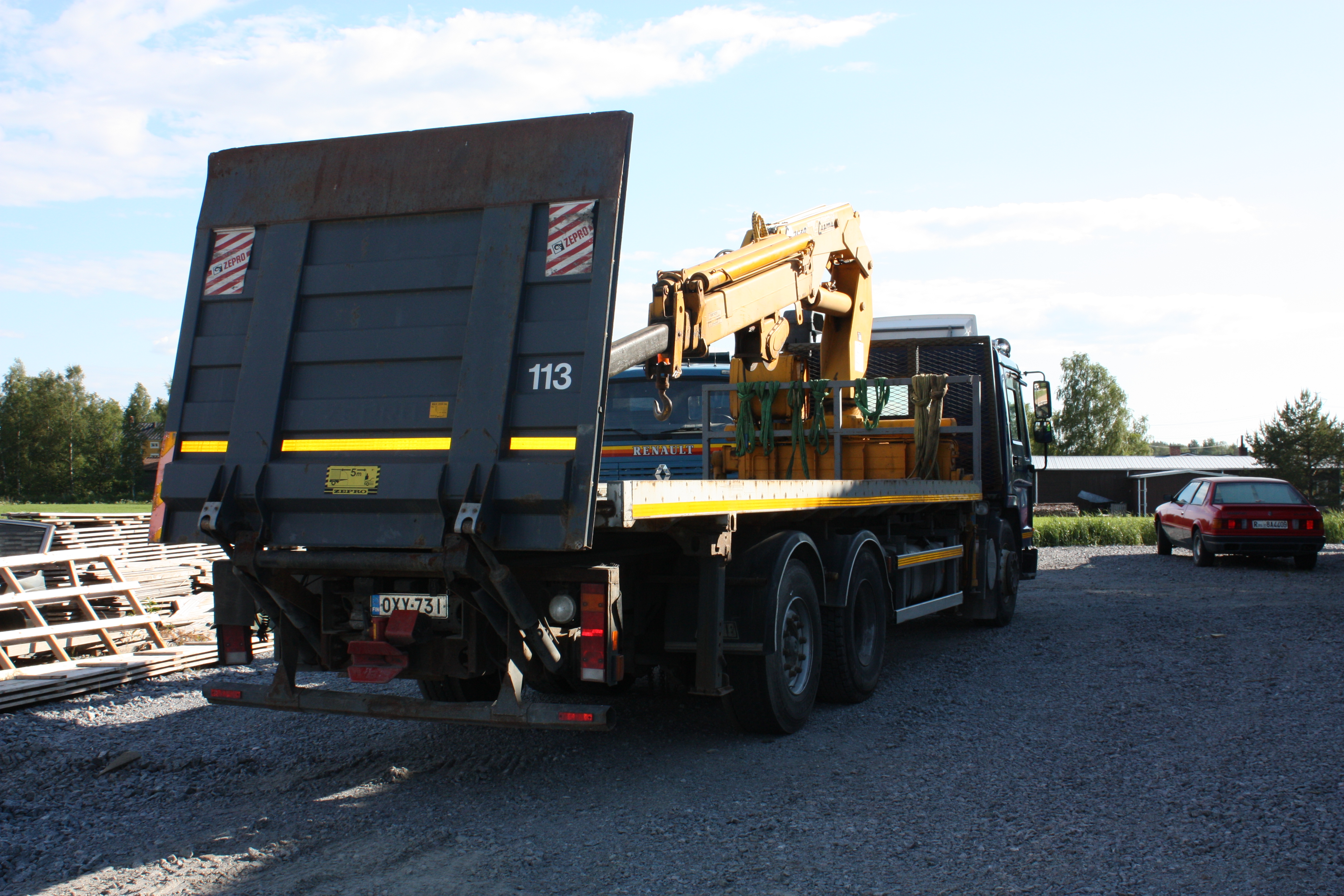 Volvo con gru in vendita - foto 9
