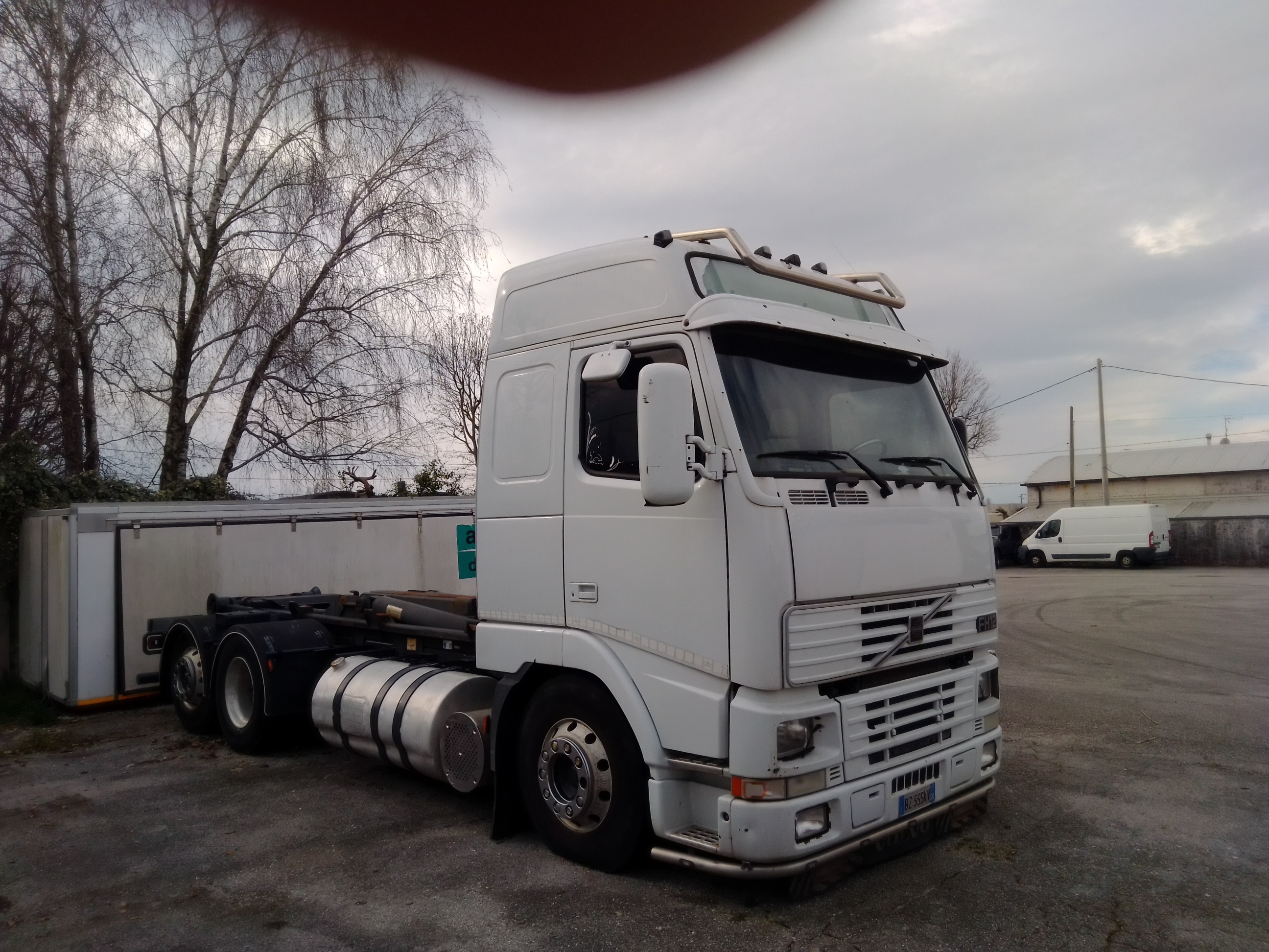 CAMION VOLVO FH12 420 in vendita - foto 5