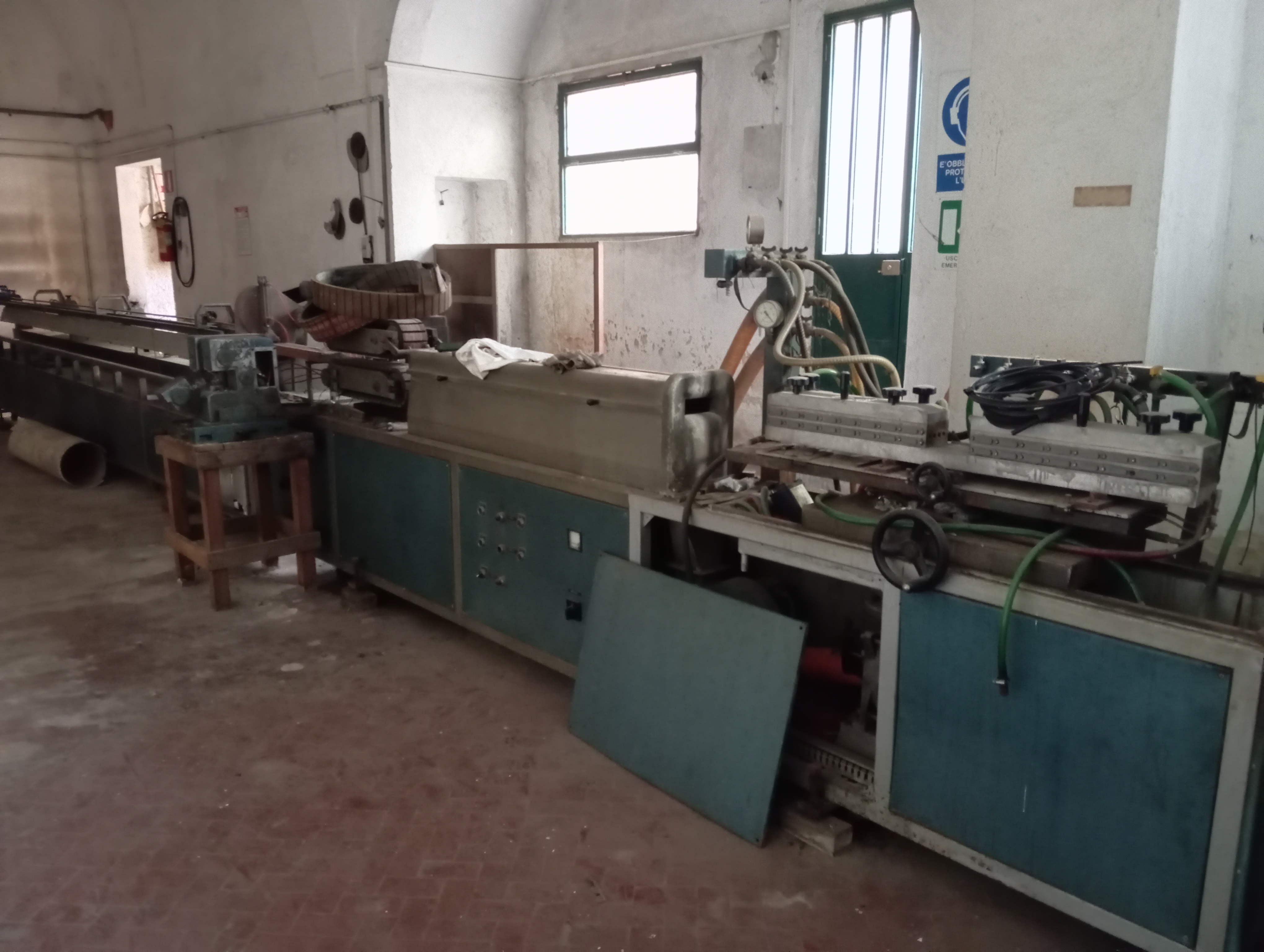 Vendo macchinario da estrusione plastica in vendita - foto 2