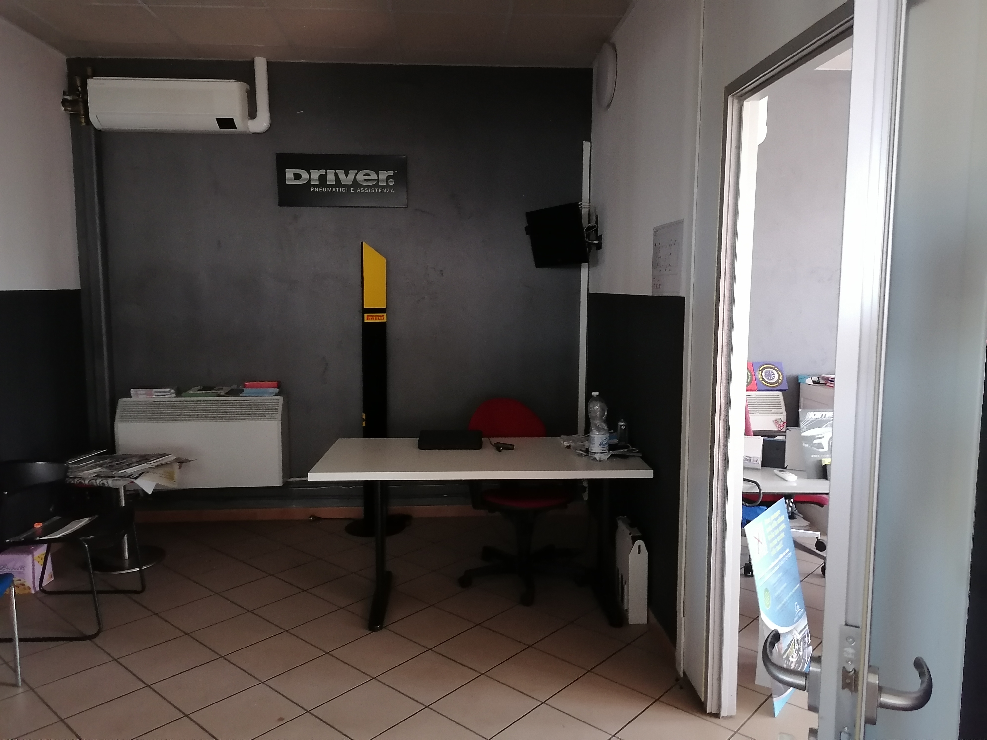 QUOTA 33 % OFFICINA GOMMISTA, AUTOLAVAGGI, CARBURANTI in vendita - foto 13