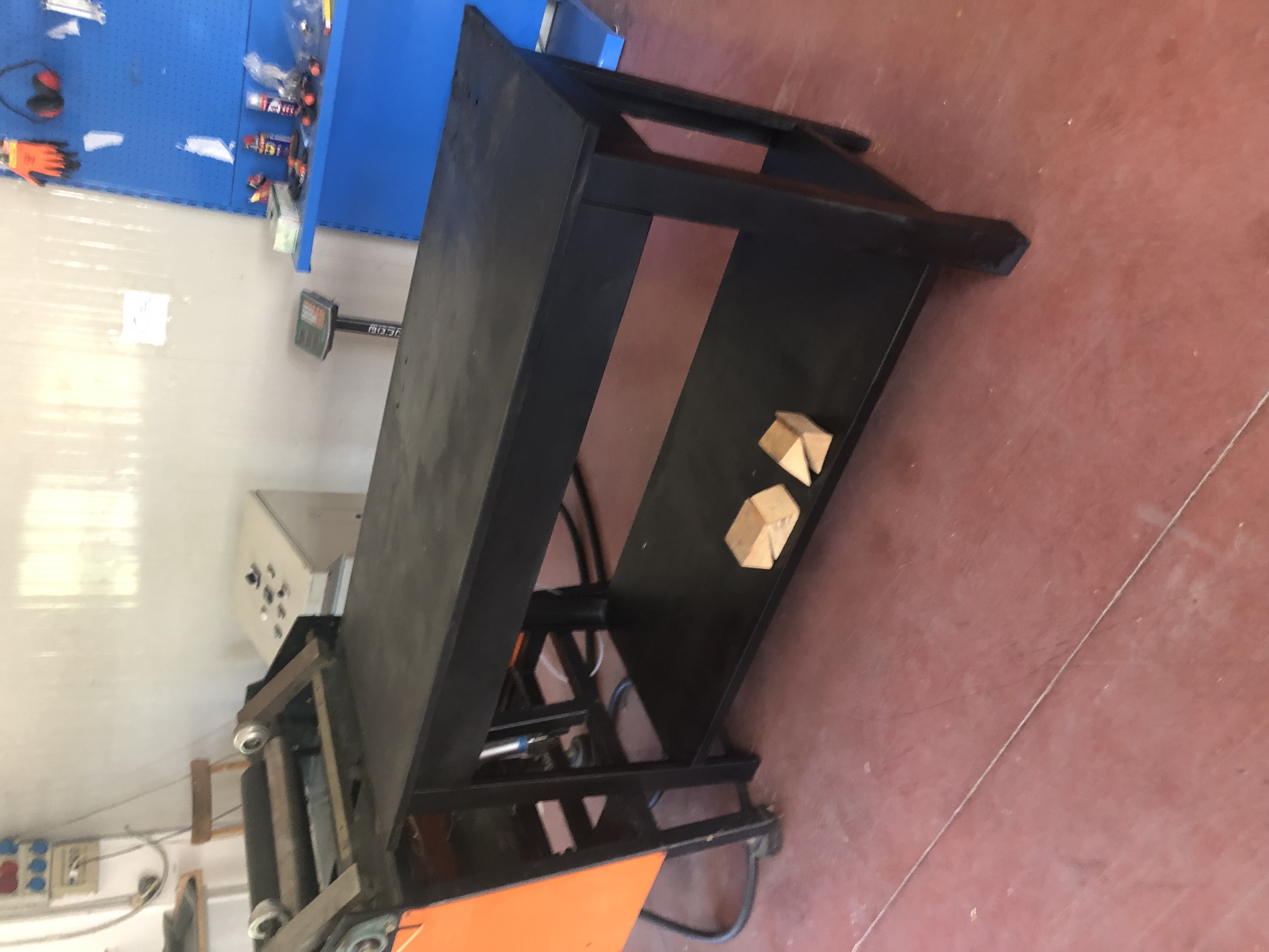 Ribobinatrice per film estensibile in vendita - foto 4