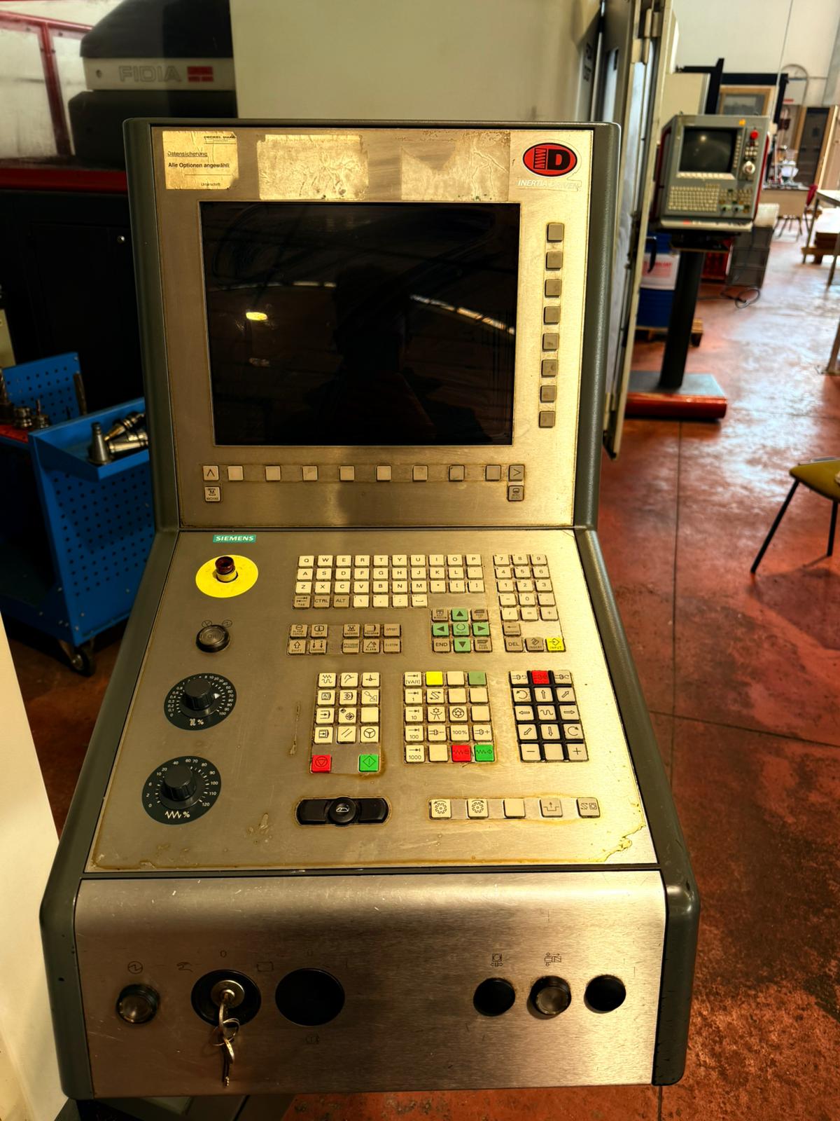 CENTRO DI LAVORO DECKEL MAHO DMU 63 V in vendita - foto 2