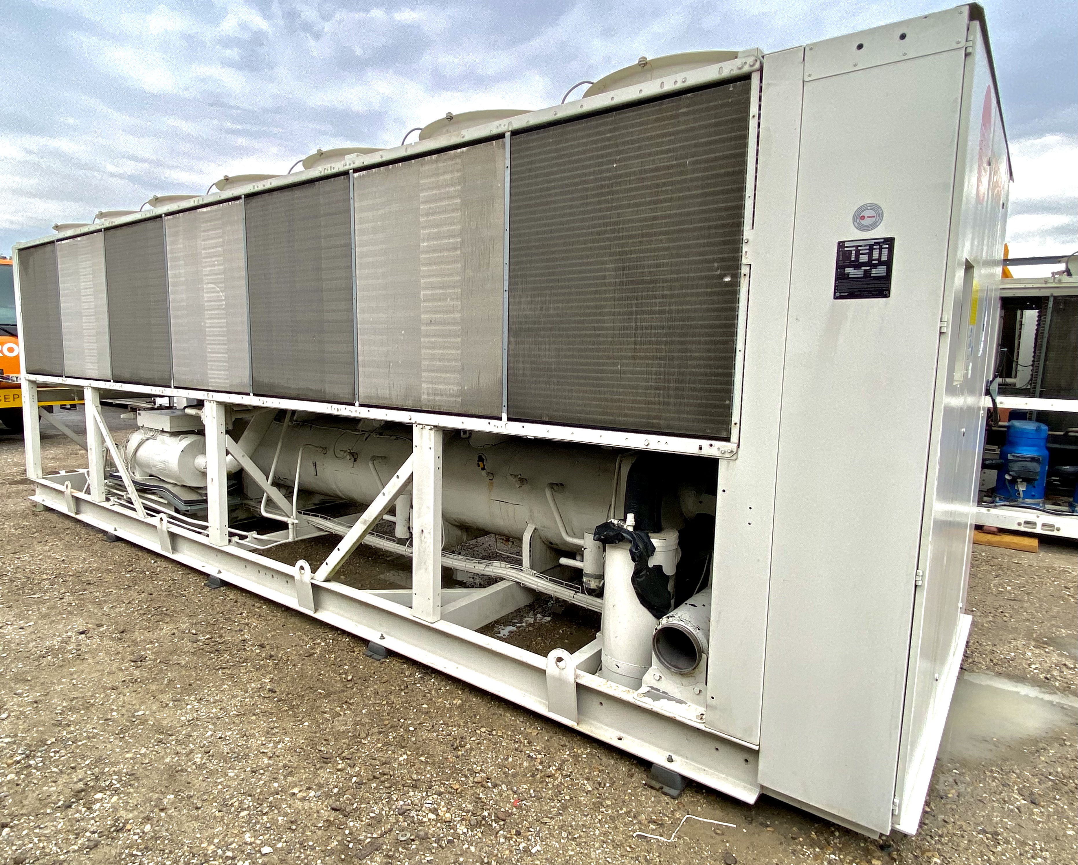 Chiller usato TRANE RTAC240 (860kW) in vendita - foto 3