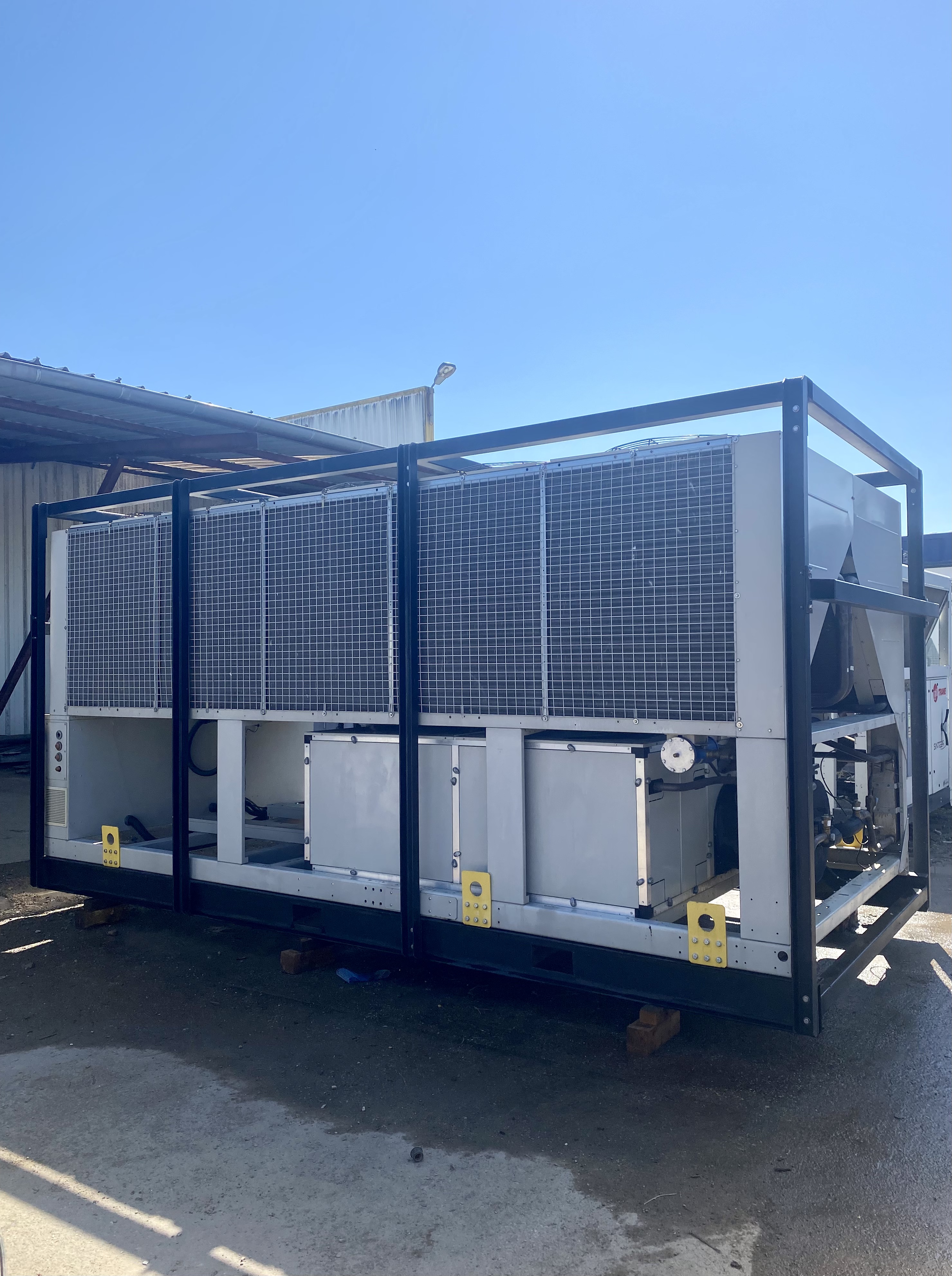 CHILLER di seconda mano 600kW : DAIKIN EWAD in vendita - foto 2