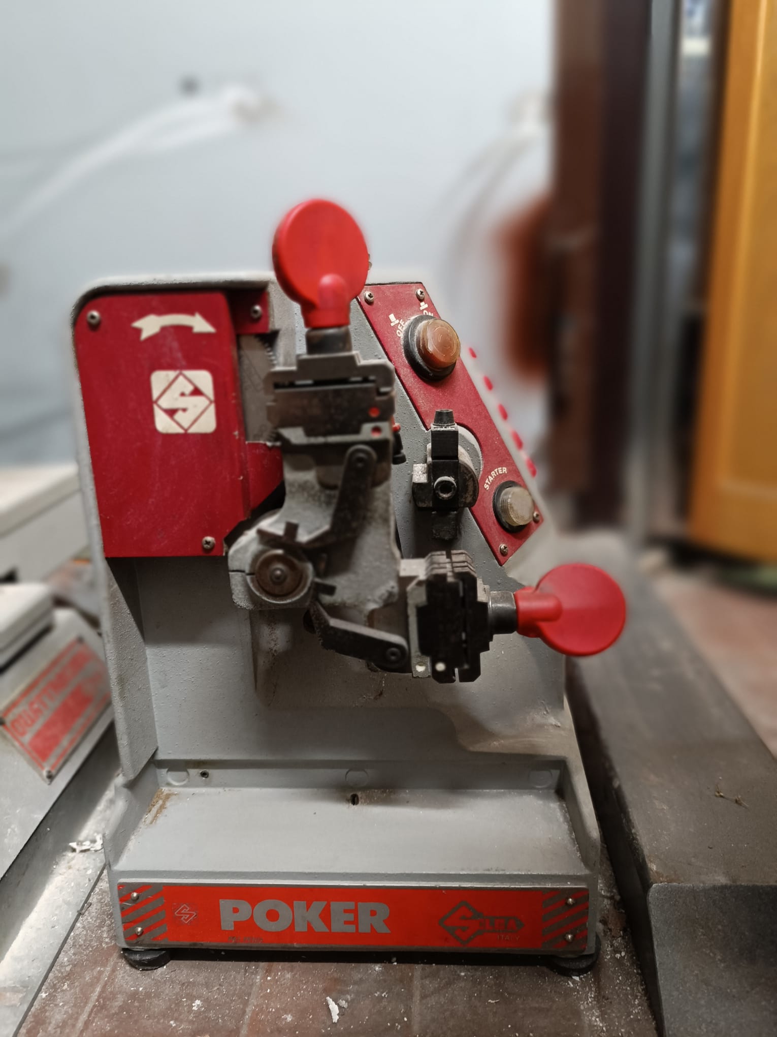 MAXI OFFERTA - MACCHINE DUPLICATRICI CHIAVE in vendita - foto 6