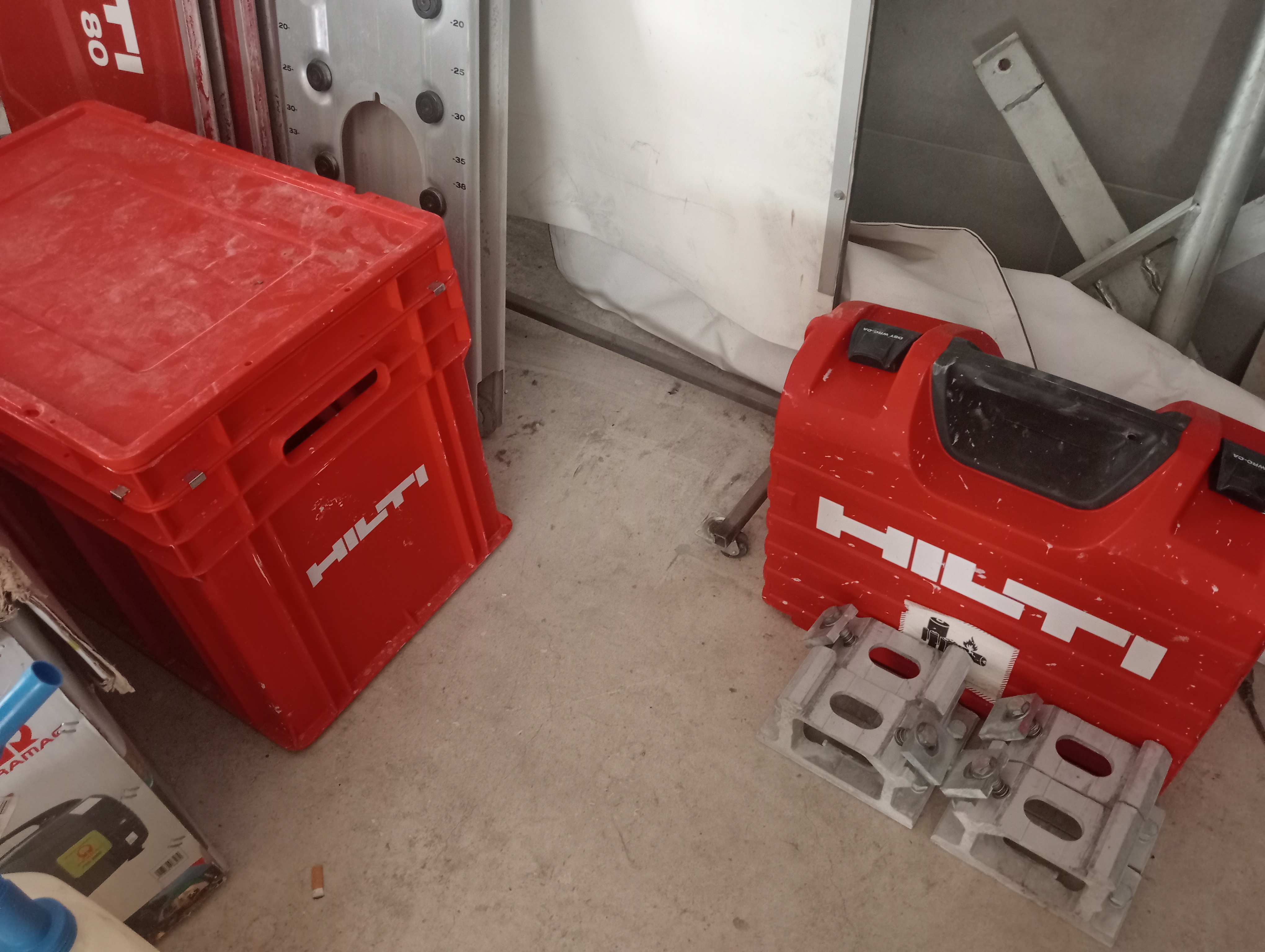 TAGLIAMURI DST 20-CA 3X400V HILTI in vendita - foto 6