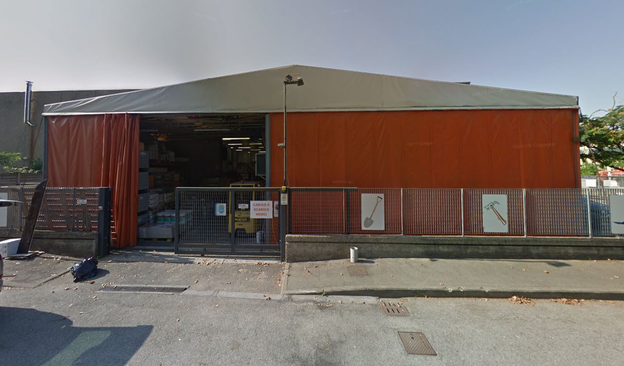 Locali deposito in vendita