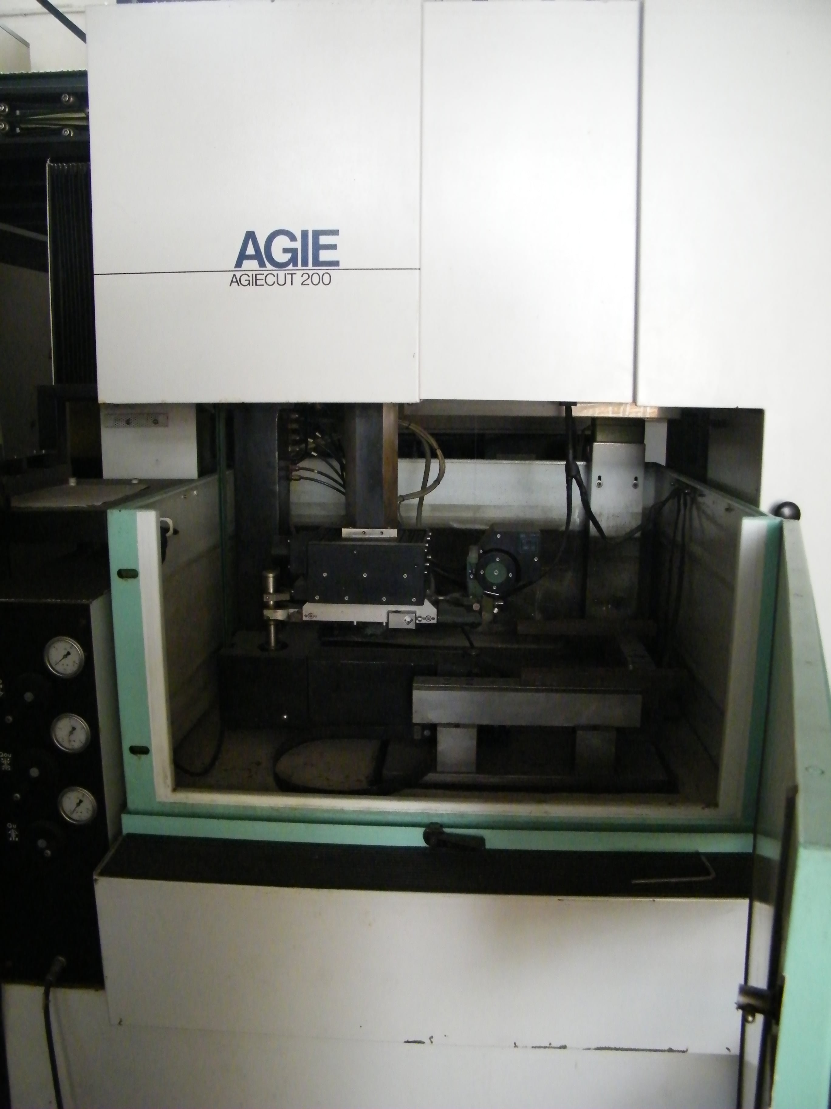 Agie AGIECUT 200 Wire cutting edm machine in vendita - foto 2