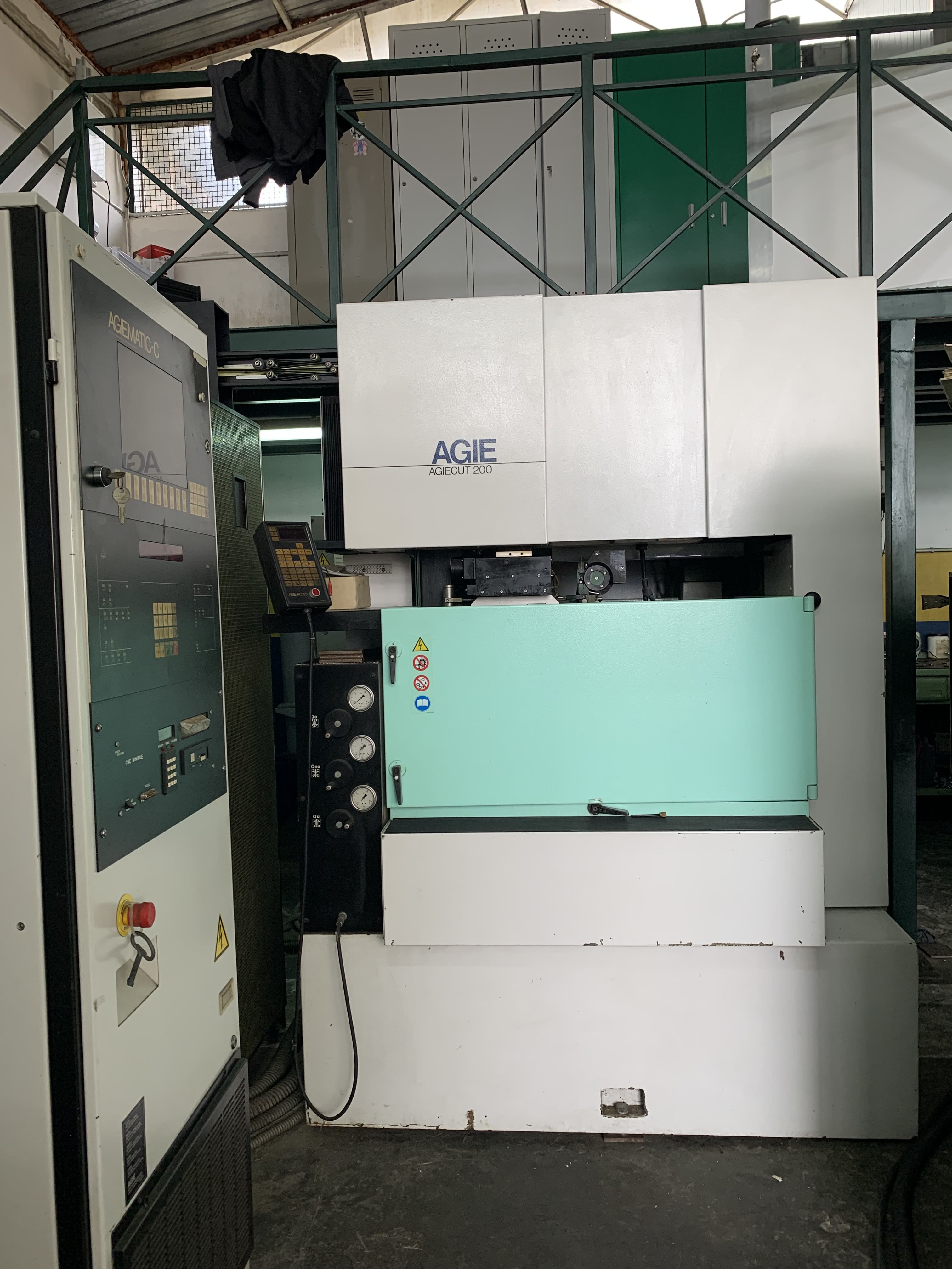 Agie AGIECUT 200 Wire cutting edm machine in vendita - foto 4