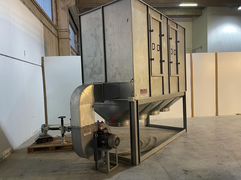 PG819 - 1099  Aspiratore carenato da esterno marca GOA  in vendita - foto 4