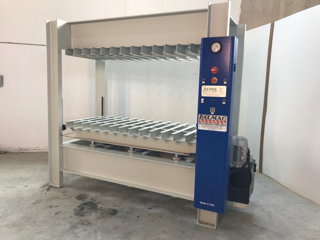 PS733 - Pressa marca Aerre in vendita - foto 4