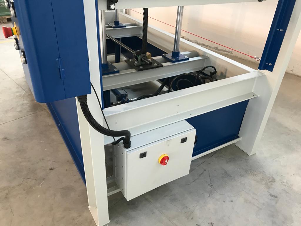 PS782 - 1051 Pressa marca Aerre in vendita - foto 7
