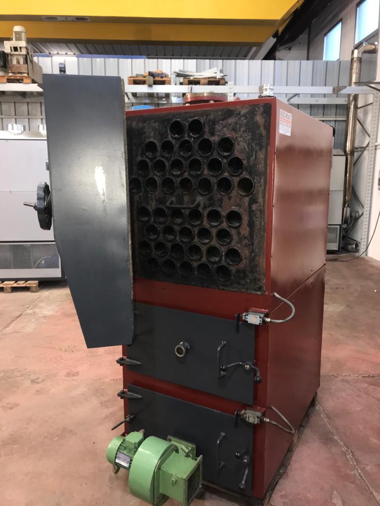 BO852 - 1130  Caldaia a legna o a gasolio marca Sceat  in vendita - foto 4