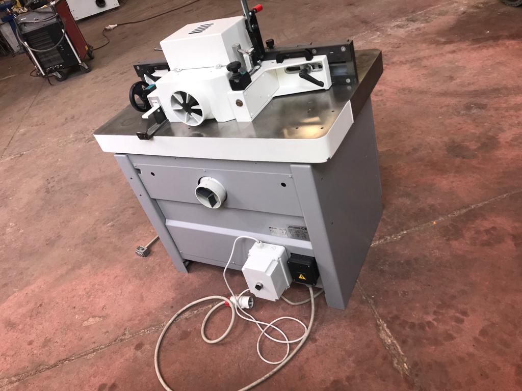 MN860-1138  Toupie marca Casadei  in vendita - foto 2