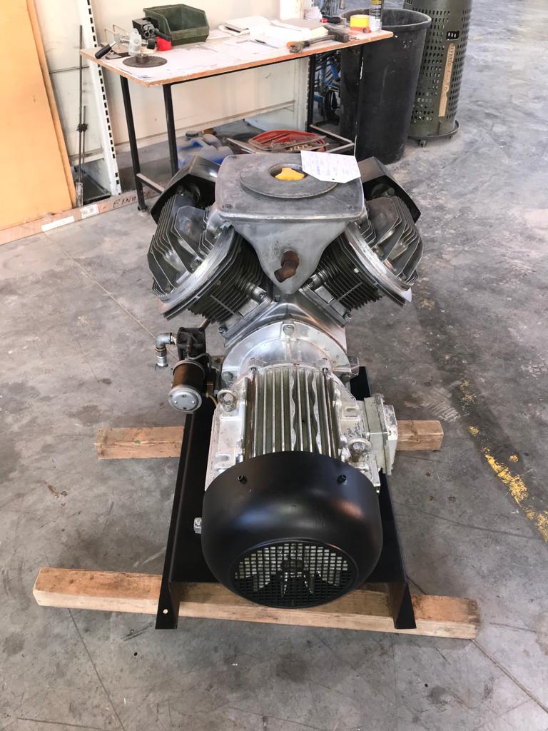 COD PRODOTTO: 827-1104  Compressore a pistoni  in vendita - foto 5