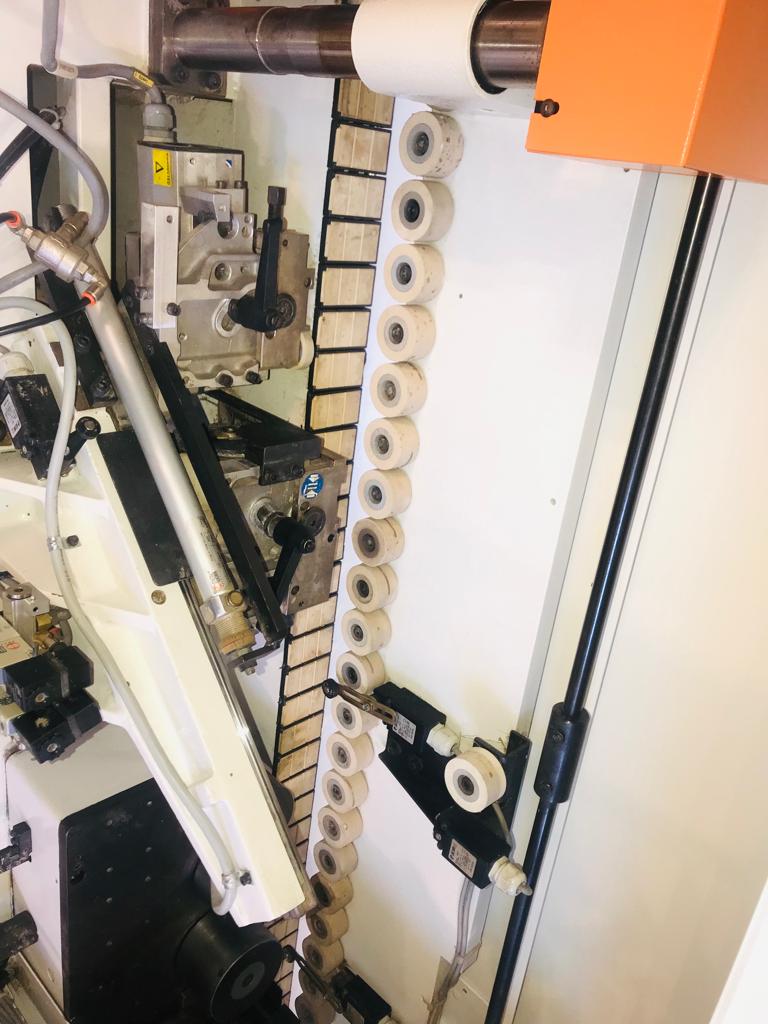 PE939 - 1270  Bordatrice SCM K 203 R  in vendita - foto 12
