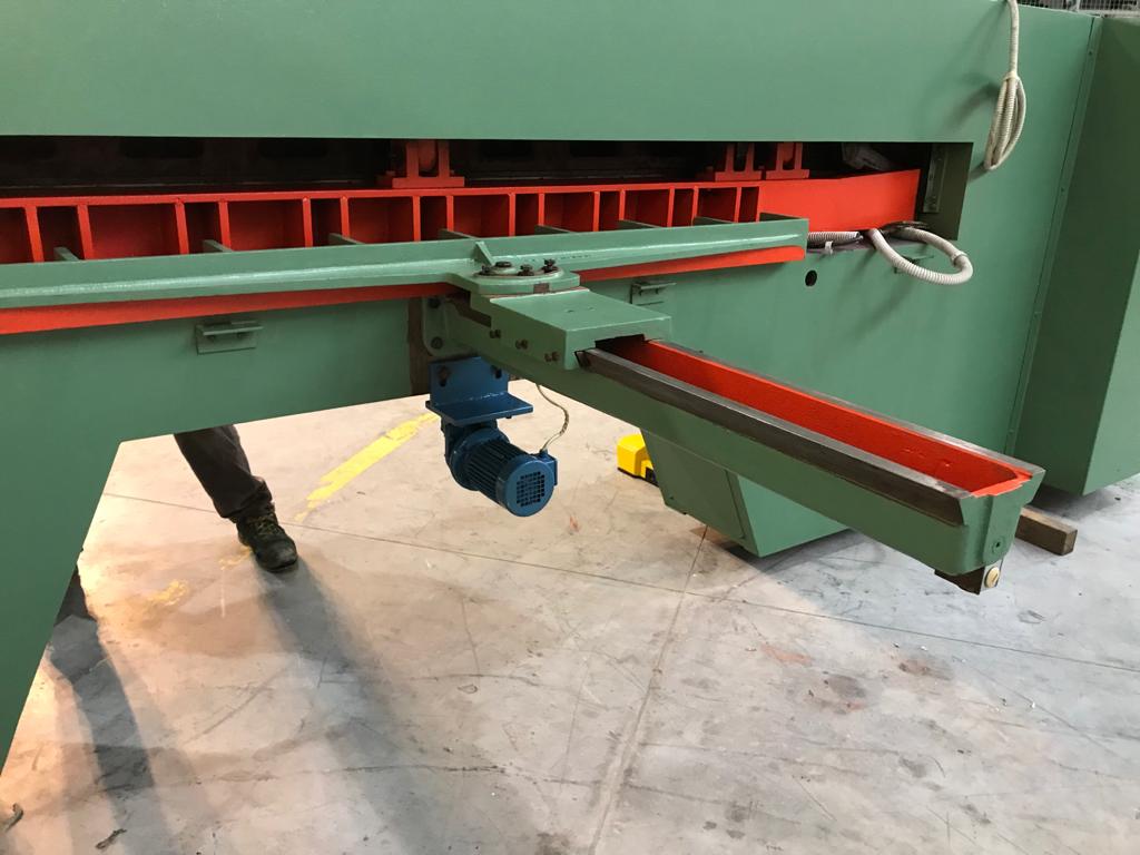 VI692 - Taglierina per legno monguzzi in vendita - foto 6
